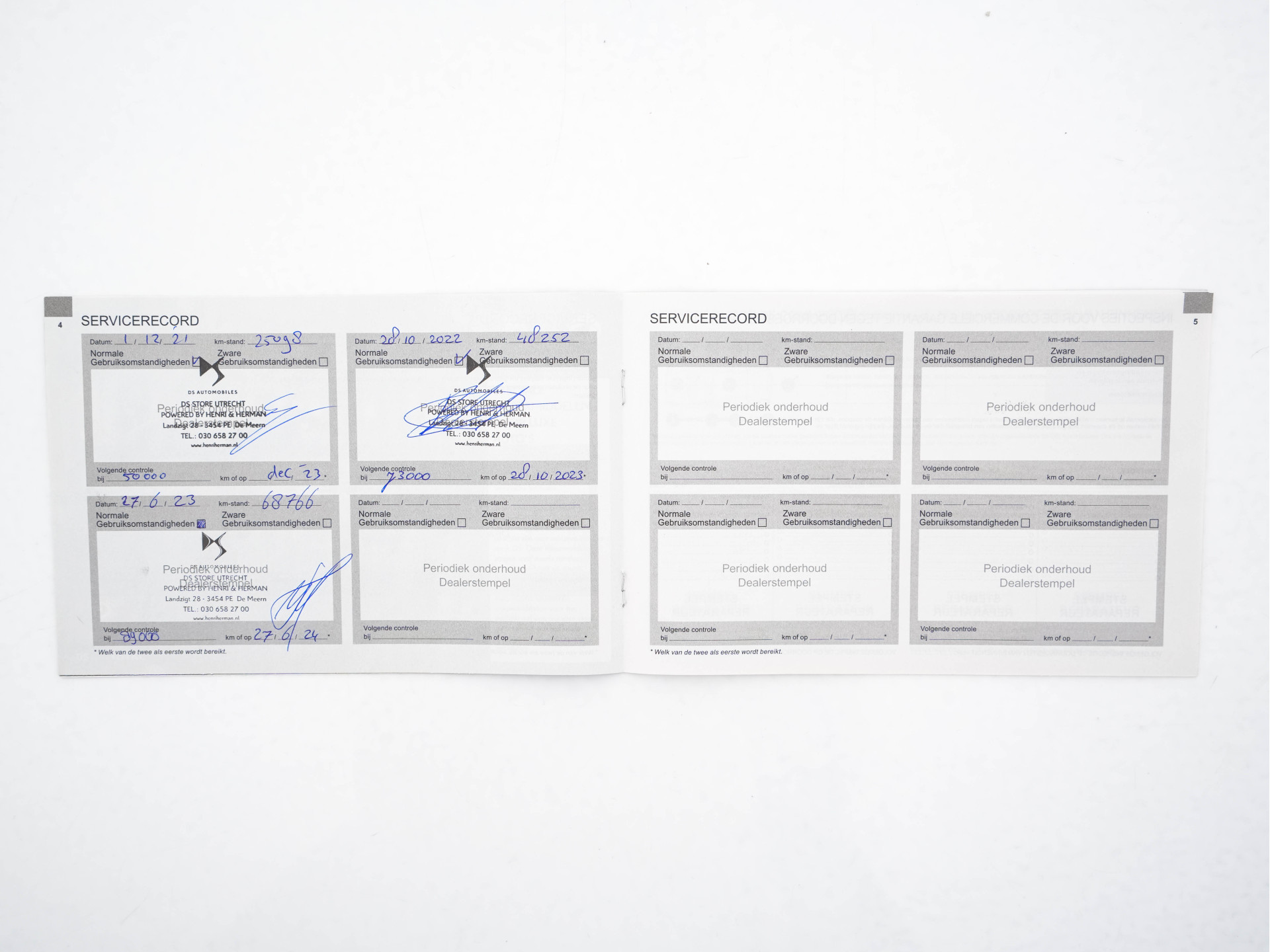 DS 3 Crossback E-Tense Performance Line+ 50 kWh [ 3-Fase ] {SOH-90%} (INCL-BTW) *LEATHER-FABRIC | MATRIX-LED | ADAPTIVE-CRUISE | DIGI-COCKPIT | HEATED-SPORTSEATS | CAMERA | KEYLESS | NAVI-FULLMAP | DAB+ | ECC | PDC | PRIVACY-GLASS | 18''ALU*