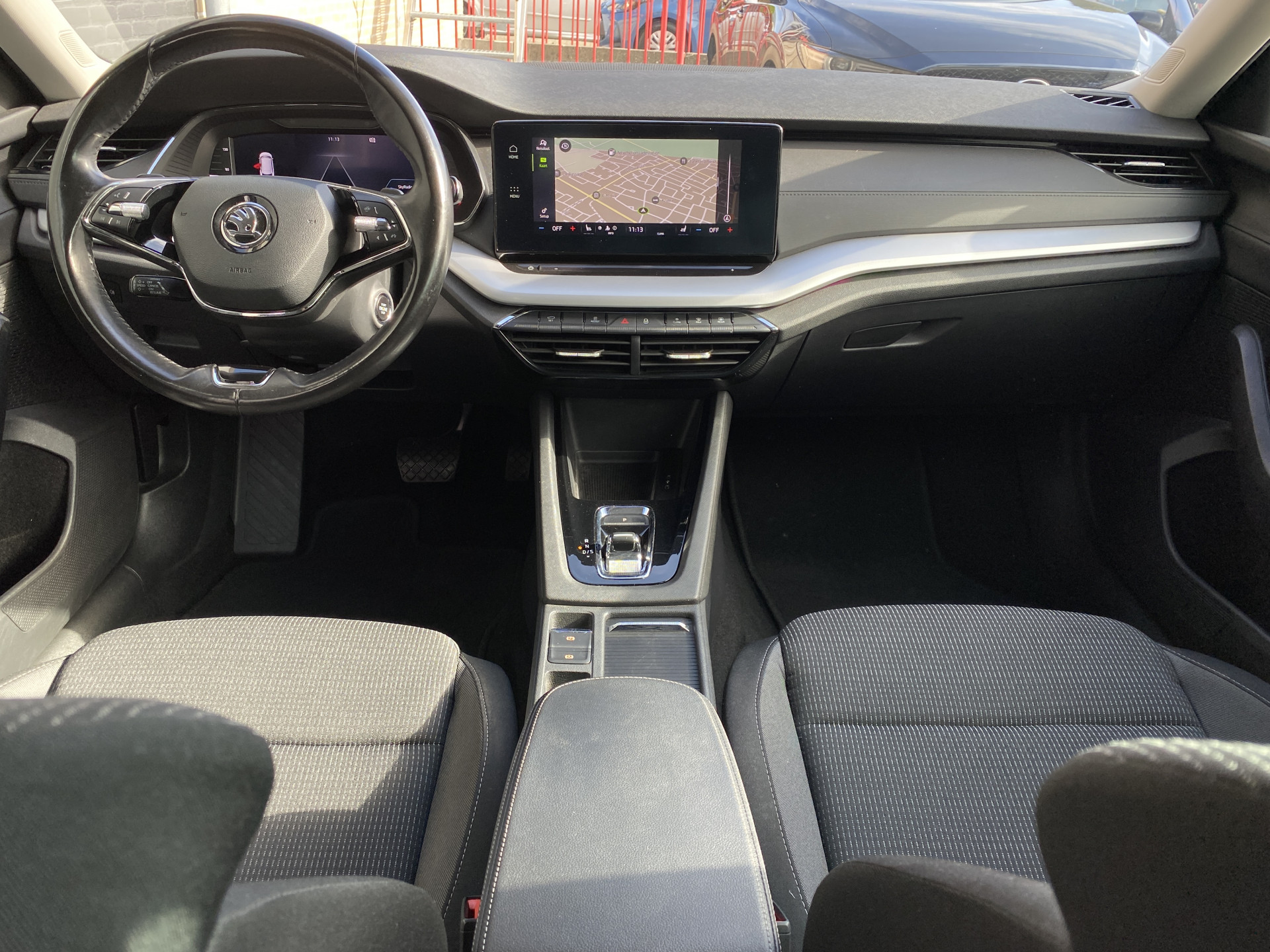 ŠKODA Octavia Combi 1.0 e-TSI Business Edition Plus AUT. | 1e eigenaar | dealer onderh. | navigatie | trekhaak | carplay | adaptieve cruise