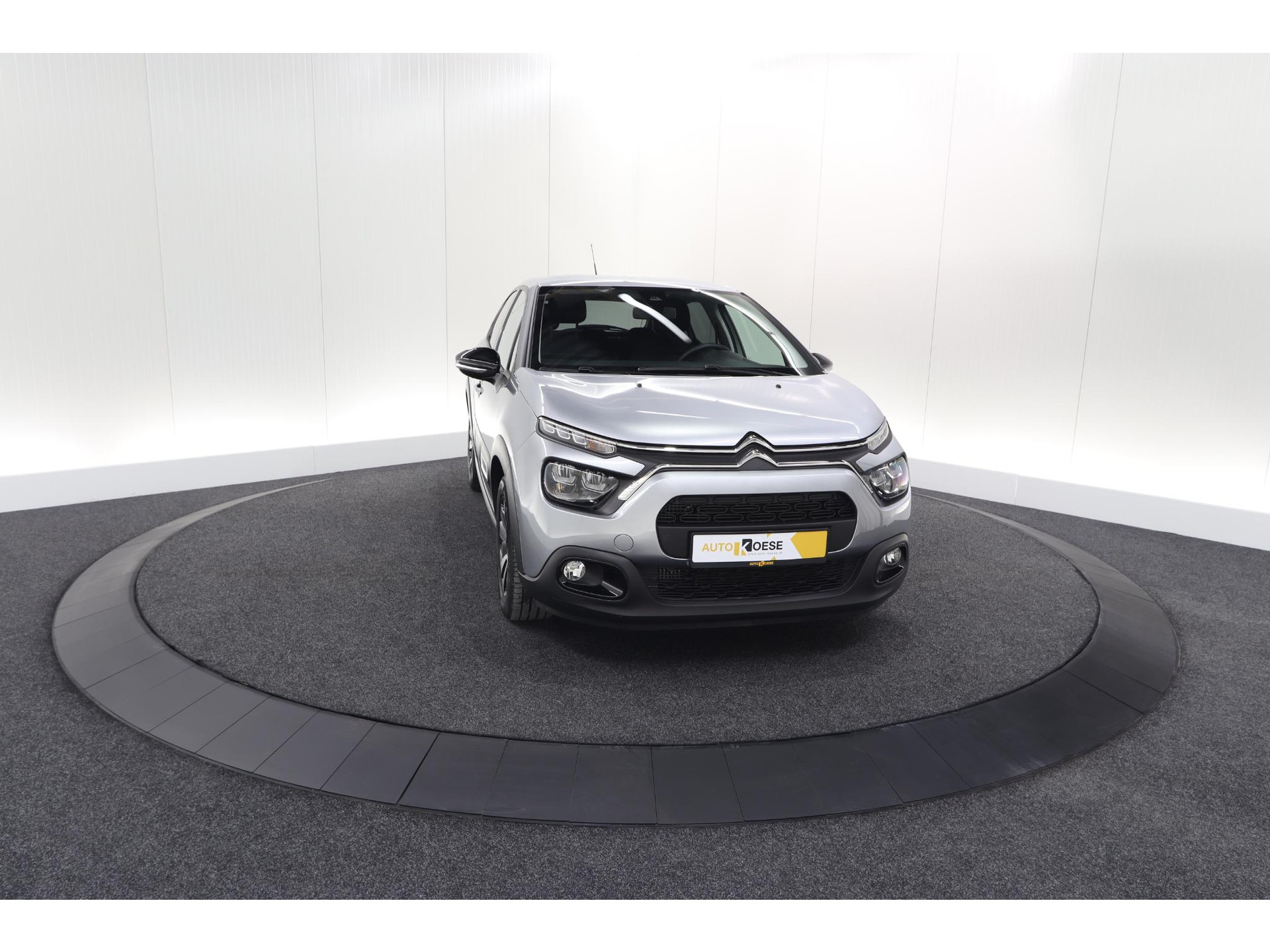 Citroen C3 PureTech 110 EAT6 Max | Apple Carplay | Parkeersensoren | Climate Control | 16 Inch Lichtmetalen Velgen