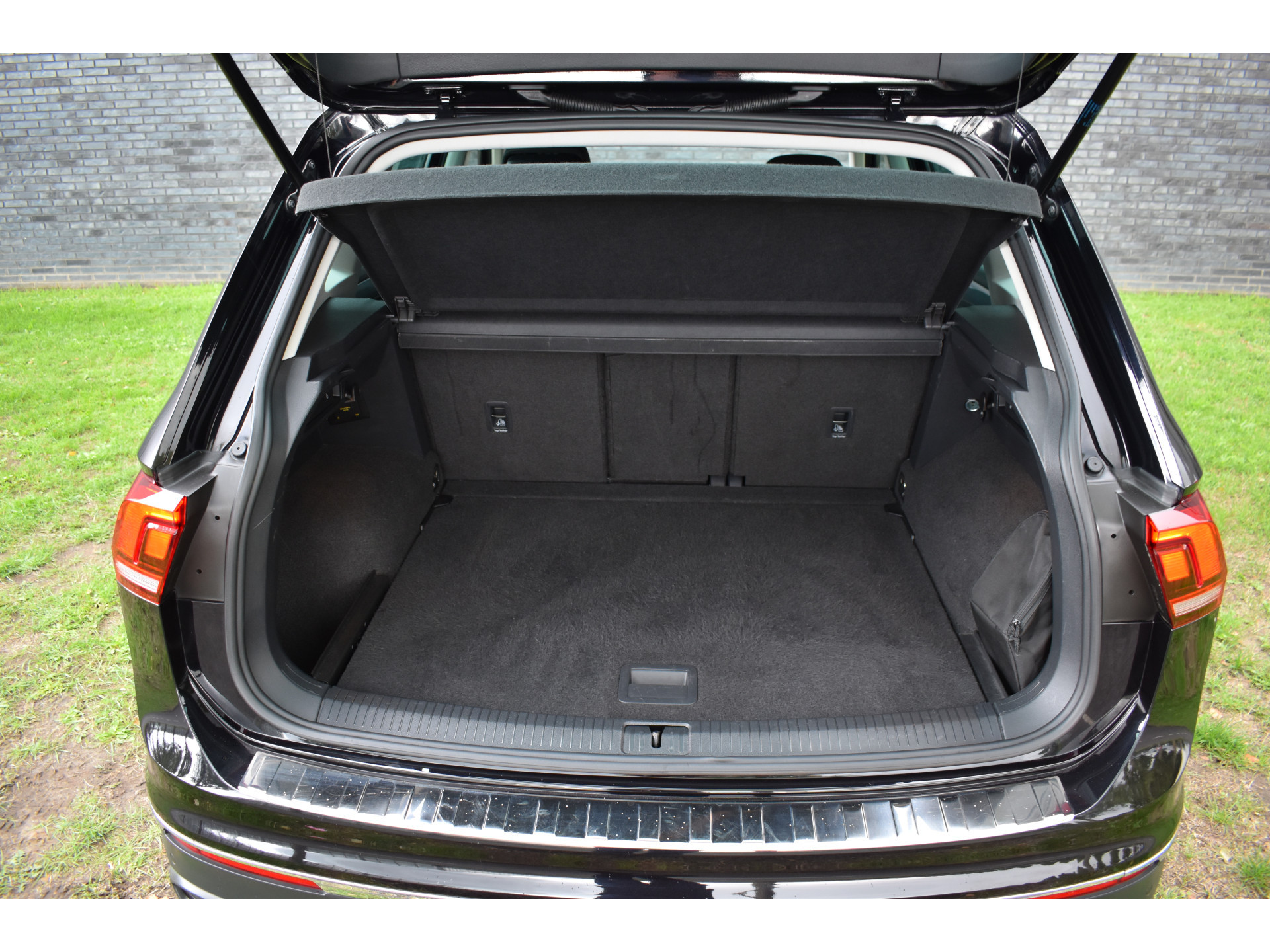 Volkswagen Tiguan 1.5 TSI Life Airco Hoge zit Stoelverwarming