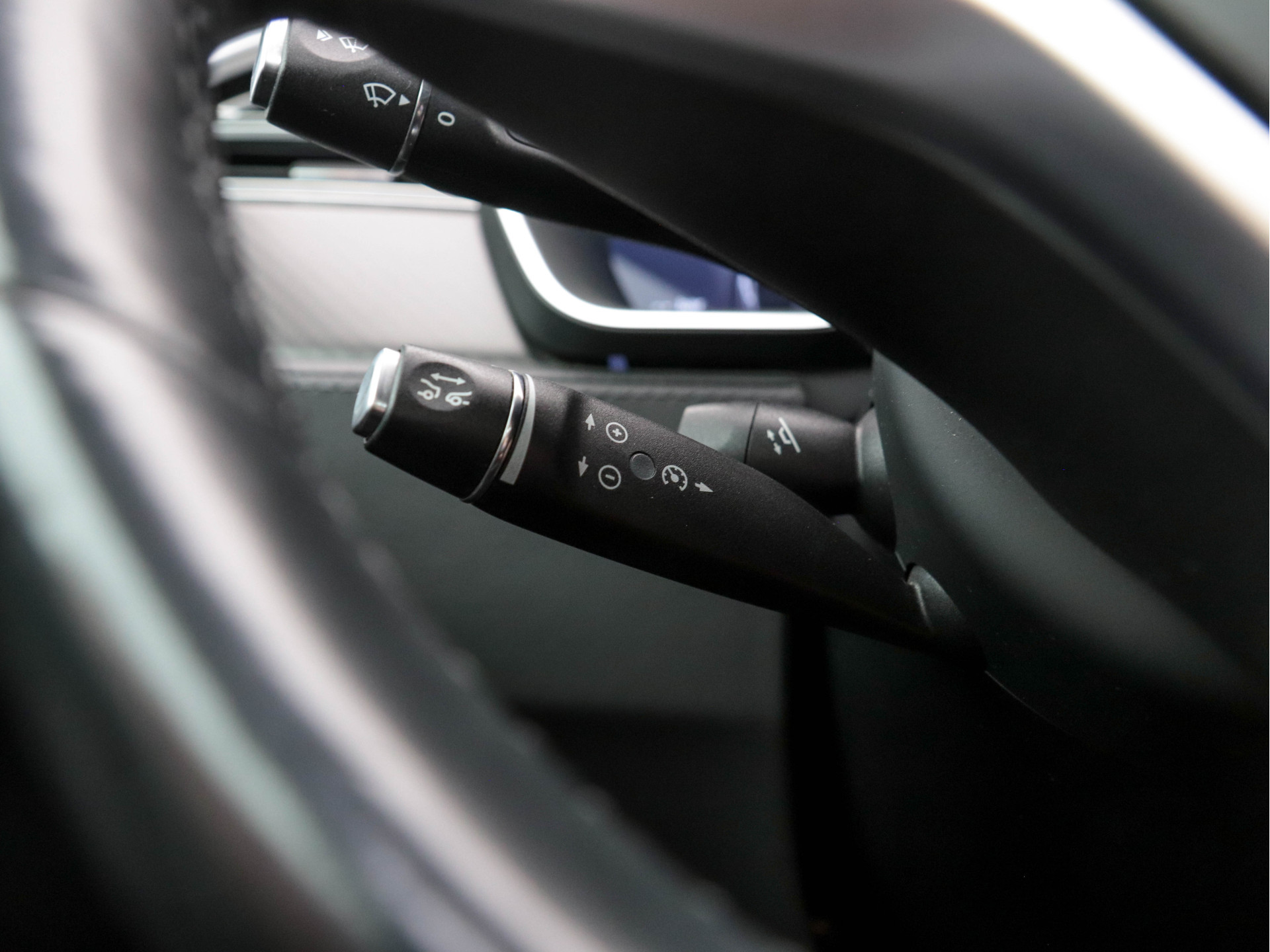 Tesla Model S P85D Performance-Pack AWD [ 3-Fase ] (INCL-BTW) *PANO | NAPPA-FULL-LEATHER | AUTO-PILOT | AIR-SUSPENSION | KEYLESS | CAMERA | FULL-LED | ADAPTIVE-CRUISE |  DIGI-COCKPIT | SPORT-SEATS | 19"ALU*