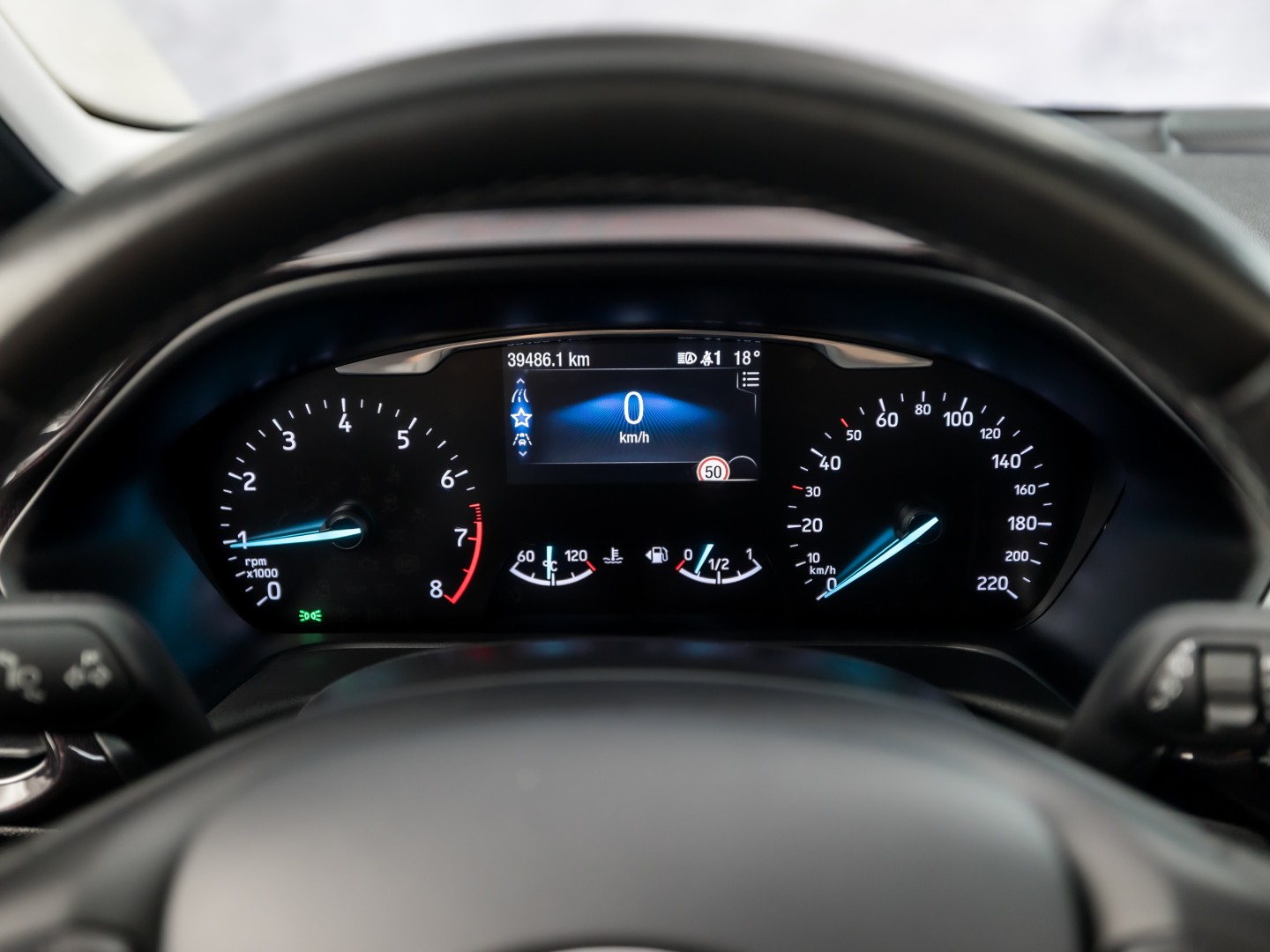 Ford Fiesta 1.0 EcoBoost Vignale (PANORAMADAK, APPLE CARPLAY, CAMERA, LEDER, STOELVERWARMING, SPORTSTOELEN, GETINT GLAS, KEYLESS, NIEUWSTAAT)