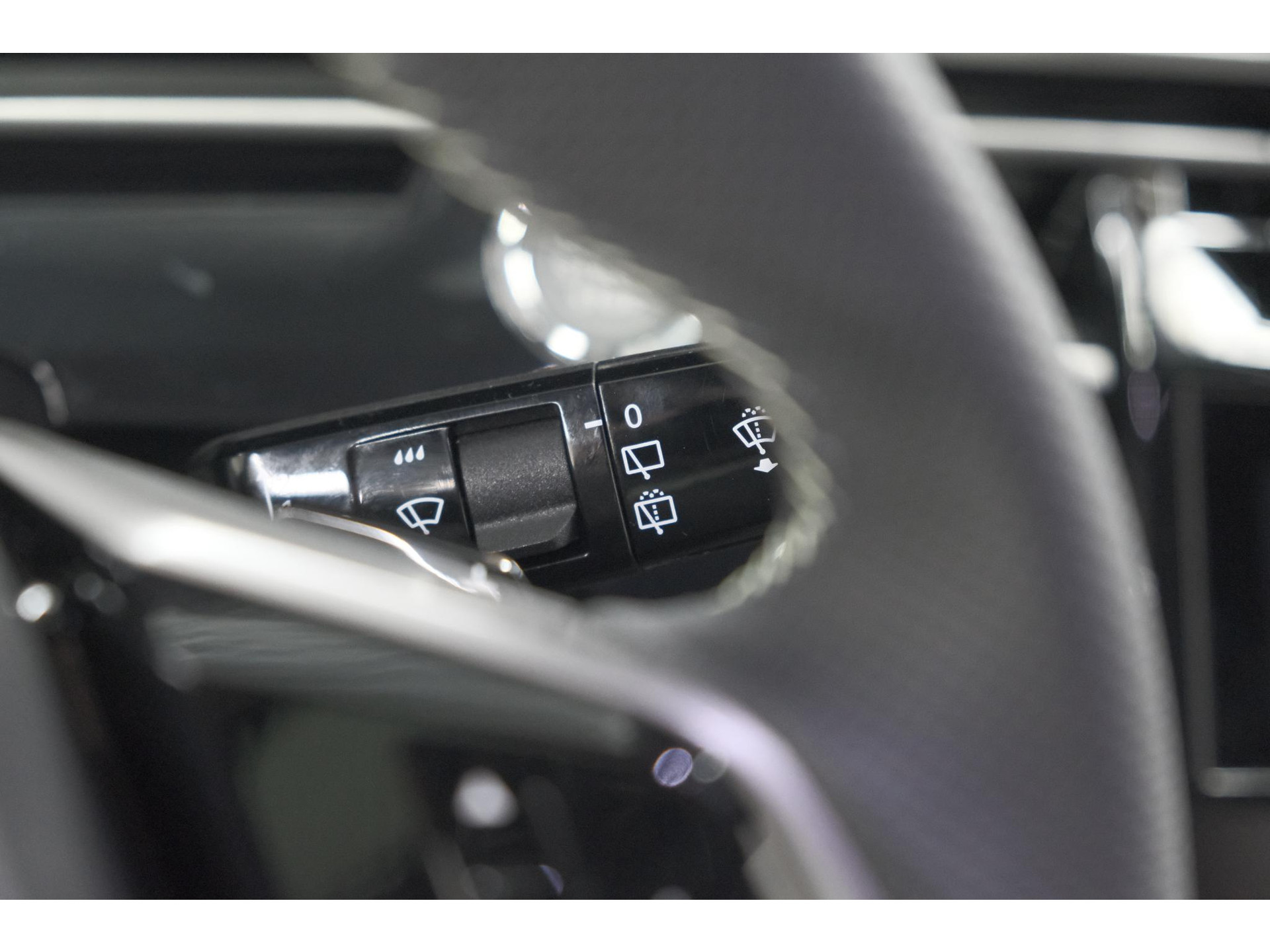 Peugeot 5008 HYbrid 145 e-DCS6 GT | Panoramadak | Camera | Elektrische Achterklep | Adaptieve Cruise Control