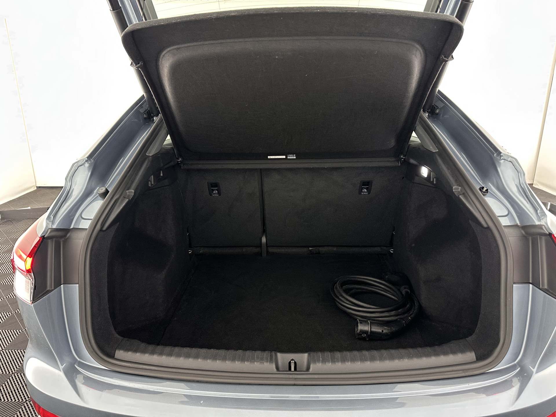 Audi Q4 Sportback e-tron 35 Advanced Edition 55 kWh {SOH-88%} (INCL-BTW) Aut.*NAVI-FULLMAP | MATRIX-LED | KEYLESS | CAMERA | AUDI-SOUND |  DIGI-COCKPIT | DAB | AMBIENTLIGHT | HEATED-SPORTSEATS | PRIVACYGLASS | CRUISE | 19''ALU*