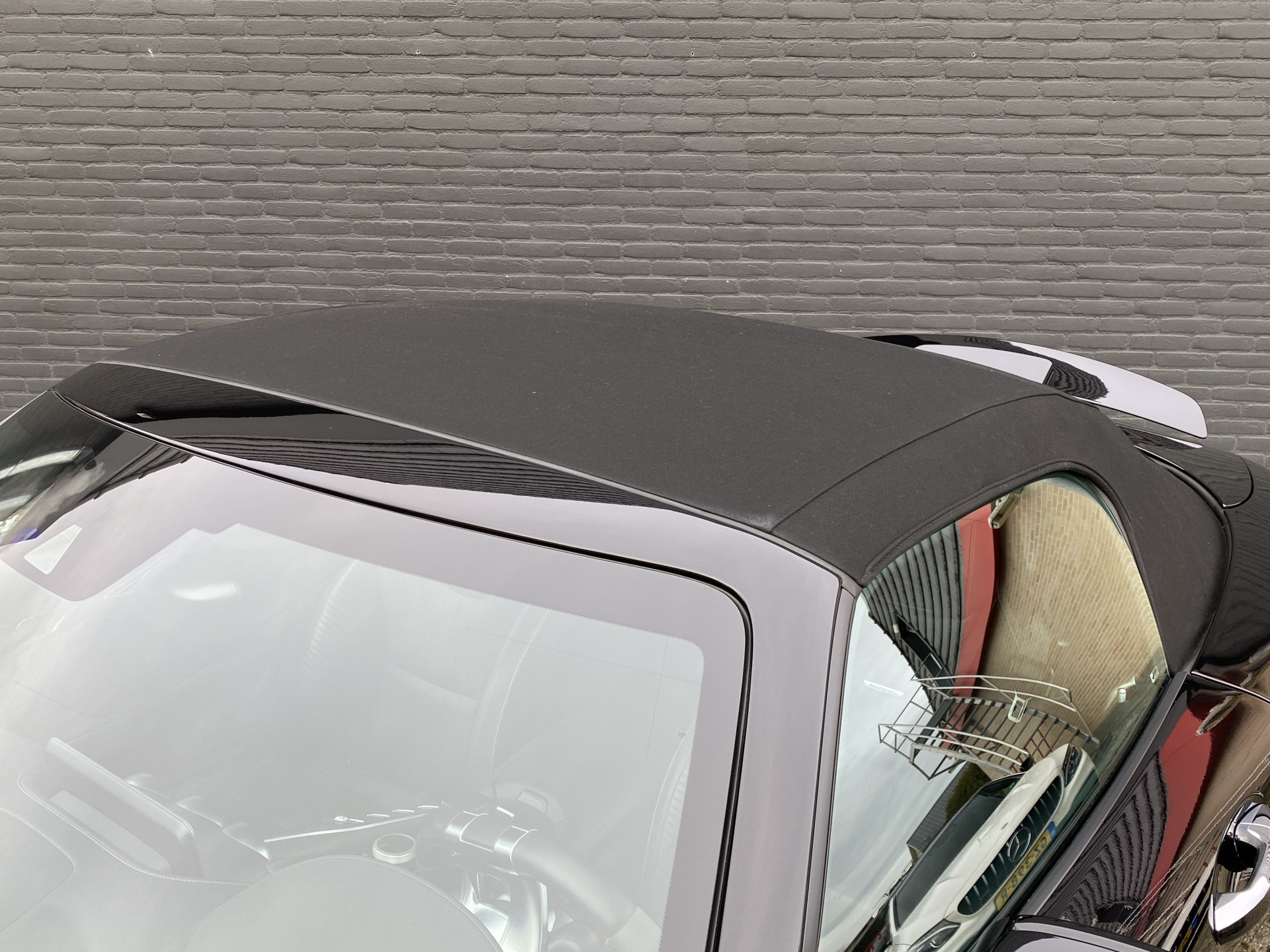 Mercedes-Benz AMG GT C Roadster 4.0 Premium V8 577 pk AUT. | dealer onderhouden | achteras besturing | memory stoel | adaptieve cruise | 360 camera