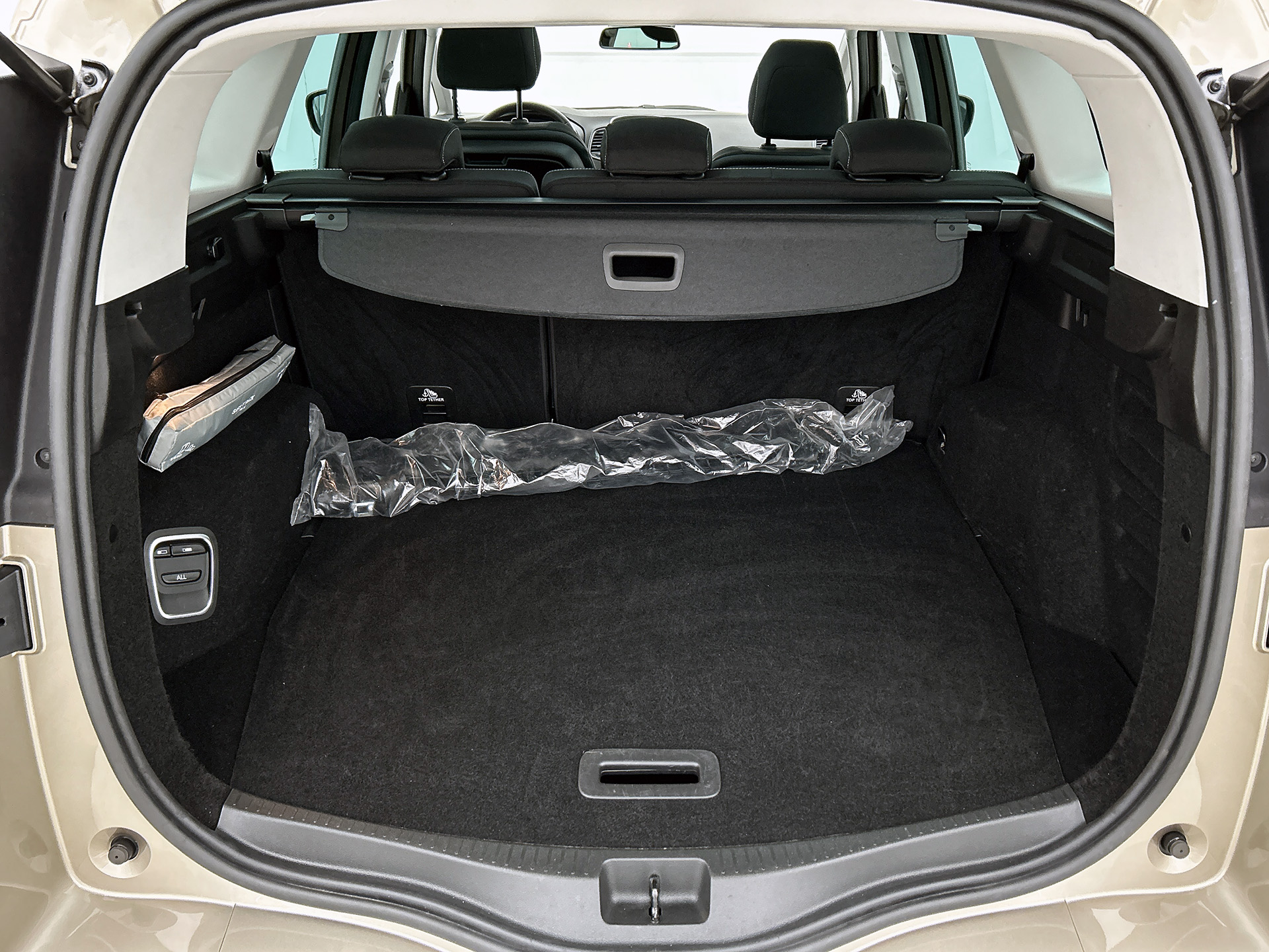 Renault Grand Scénic 1.3 TCe 116PK Limited 1e EIGENAAR | DEALER ONDERHOUDEN | PANORAMDAK | NAVI | PARK. SENSOREN V+A