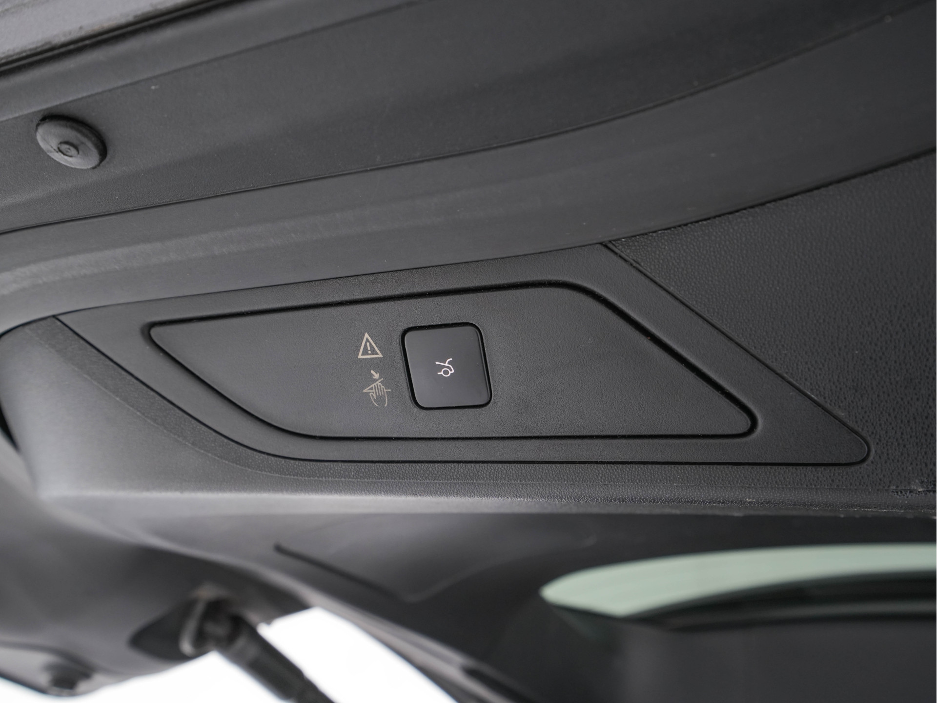 Citroën Grand C4 Picasso 1.2 PureTech Business [ 7-Pers ] Aut. *PANO-WINDOW | NAVI-FULLMAP | DIGI-COCKPIT | KEYLESS | CAMERA | COMFORT-SEATS | ECC | PDC | CRUISE | TOWBAR | PRIVACY-GLASS | SHIFT-PADDLES | 17''ALU*