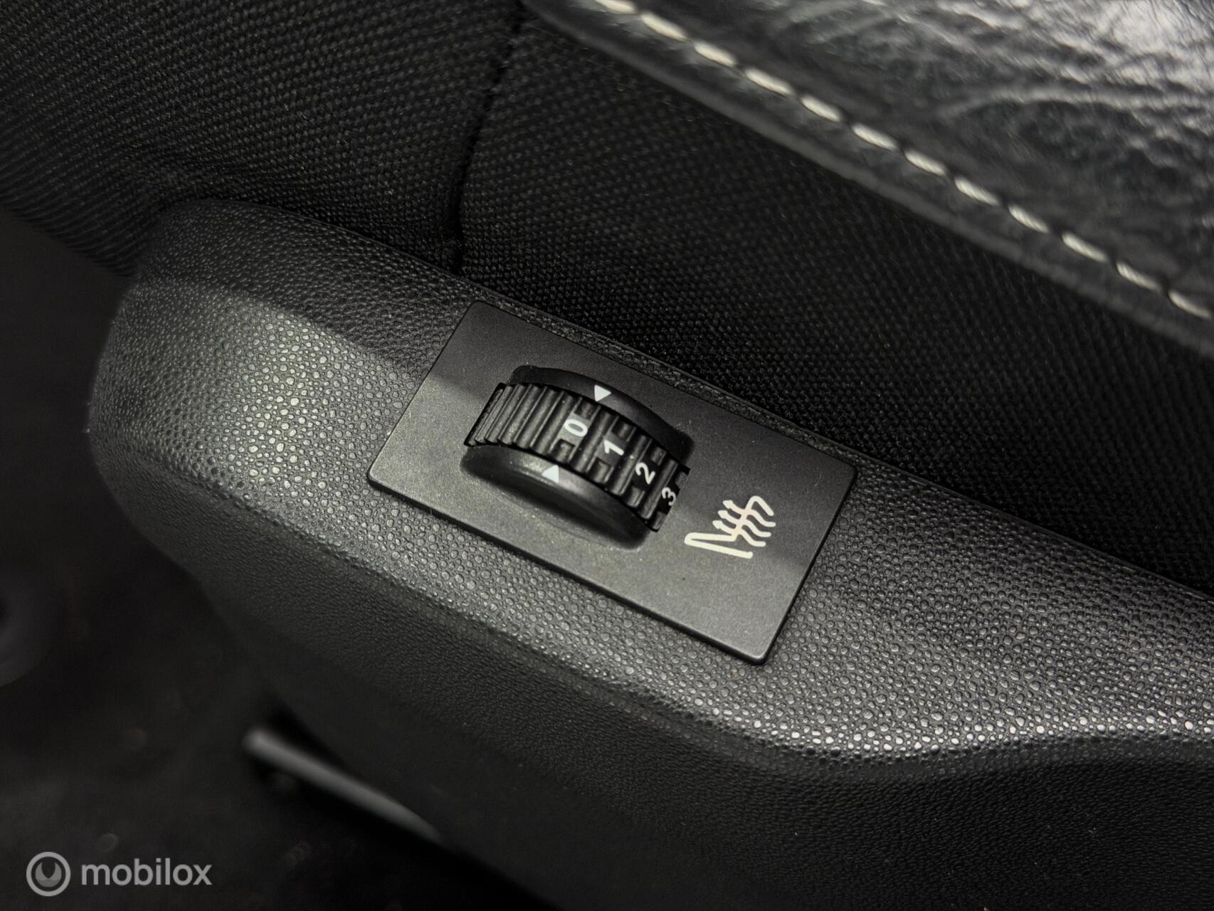 Citroën C4 Cactus 1.2 PureTech Shine|Automaat|NAP|Camera|Navi