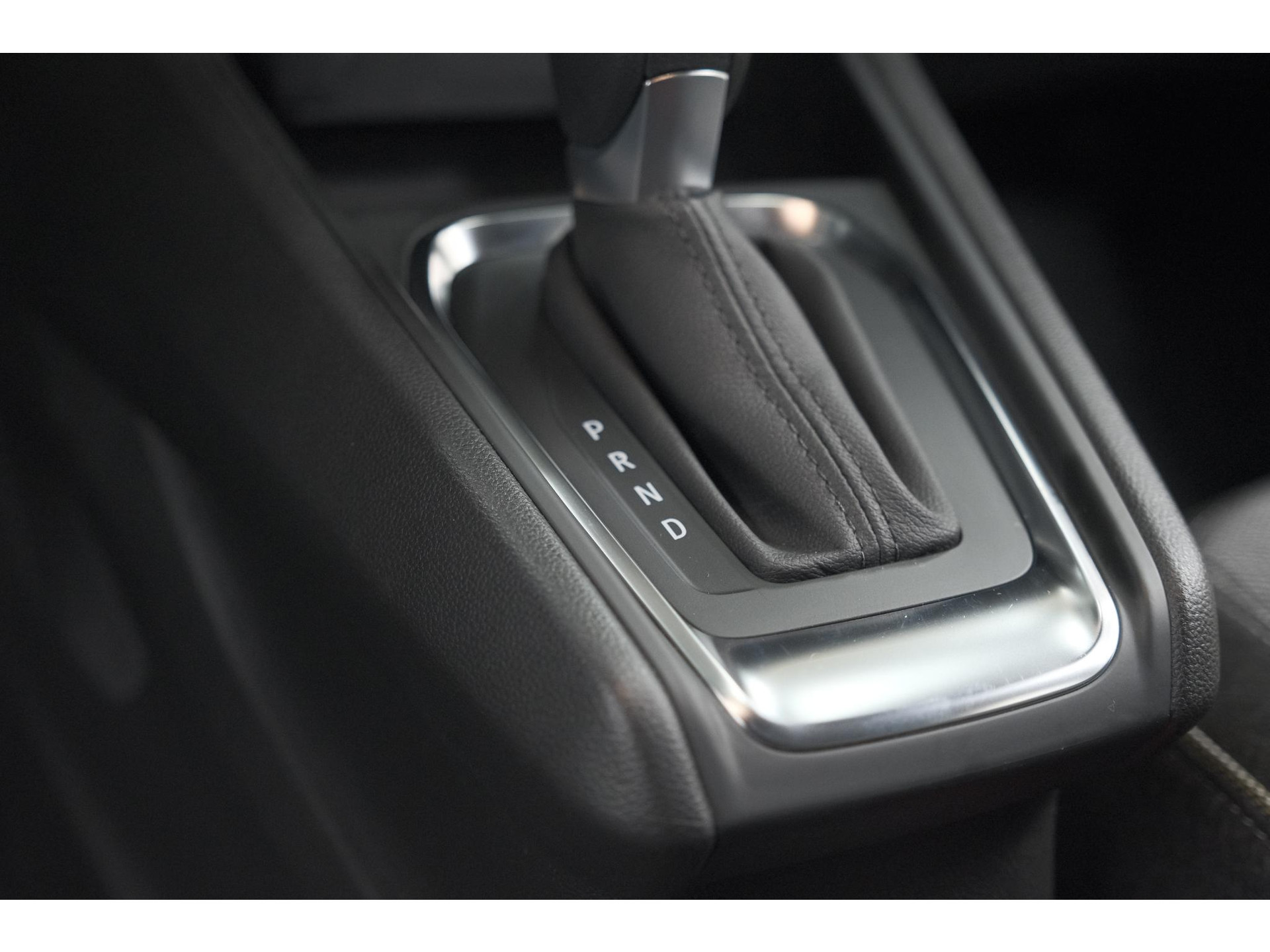 Renault Captur Mild Hybrid 160 EDC Techno | Camera | Navigatie | Apple Carplay | Pack Full Screen