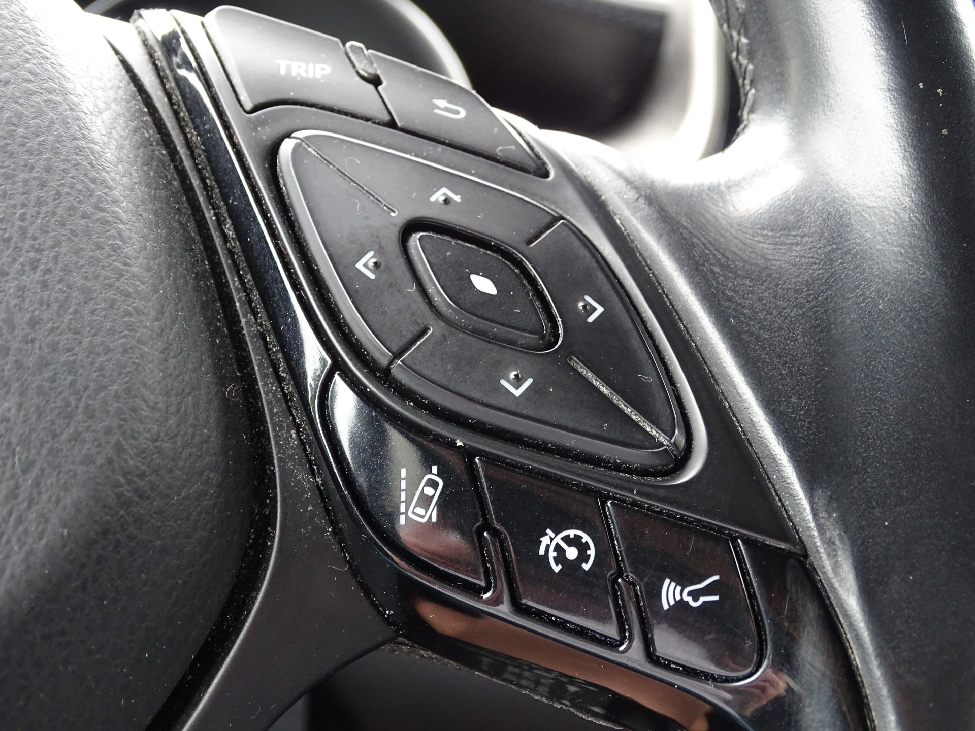 Toyota C-HR 1.8 Hybrid Energy