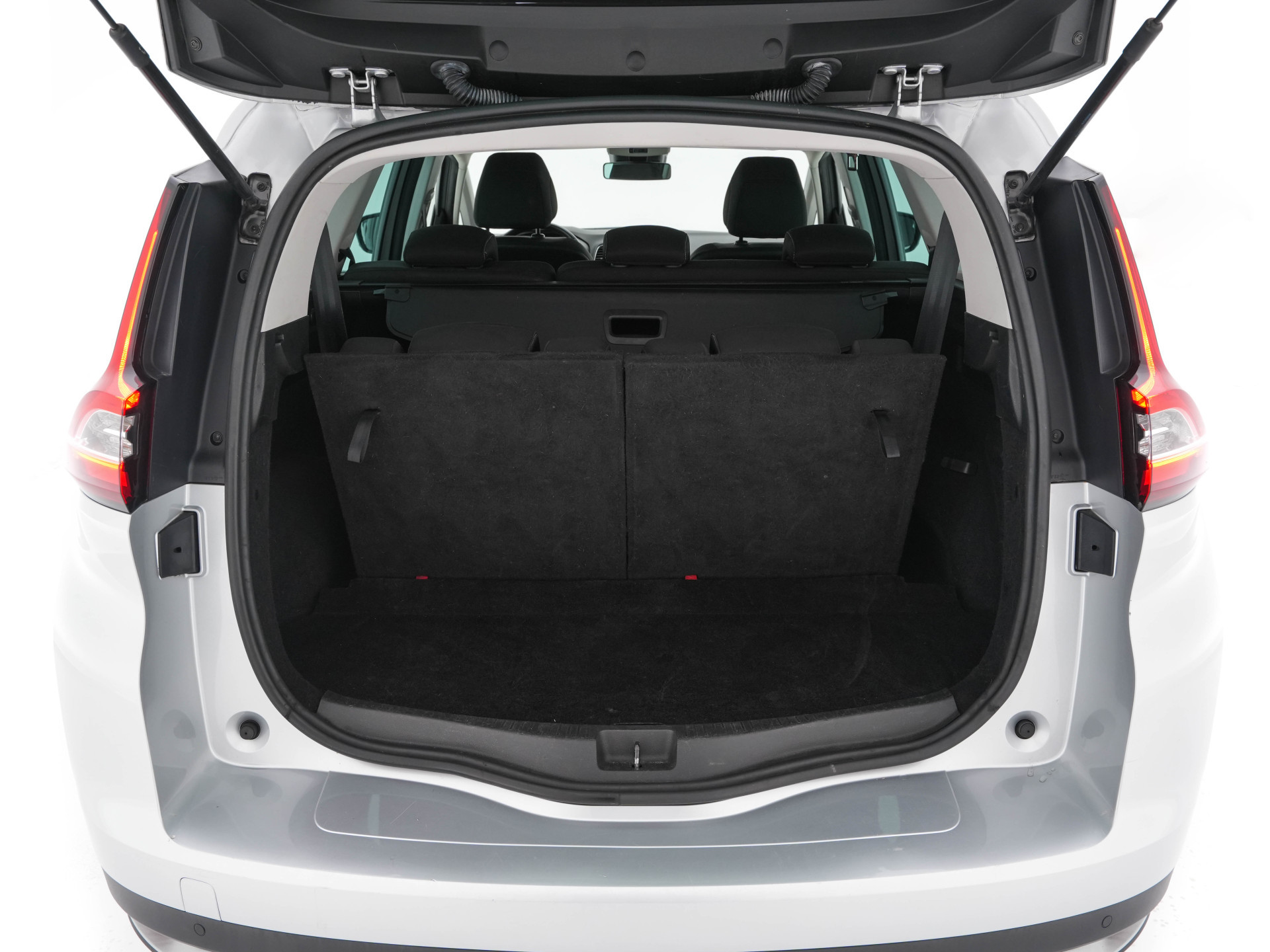 Renault Grand Scénic 1.3 TCe Business Zen [ 7-Pers. ] (INCL-BTW) *NAVI-FULLMAP | COMFORT-SEATS | DIGI-COCKPIT | ECC | PDC | CRUISE | PRIVACY-GLASS | DAB | CARPLAY*