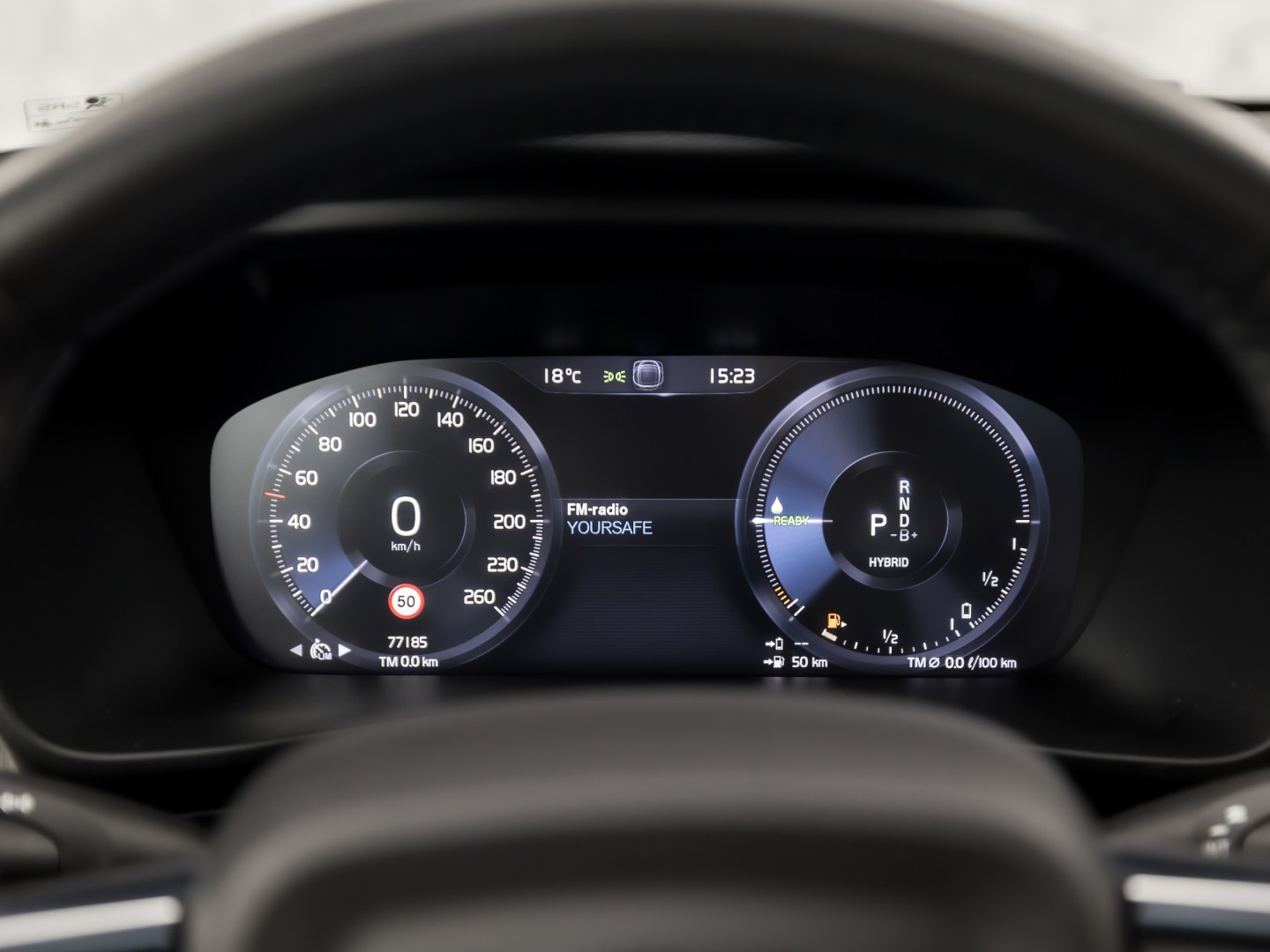 Volvo XC40 1.5 T5 Recharge Inscription Sport 262Pk Automaat (PANORAMADAK, APPLE CARPLAY, MEMORY SEAT, ZWART HEMEL, CAMERA, LEDER, SPORTSTOELEN, ELEK ACHTERKLEP, NIEUWSTAAT)