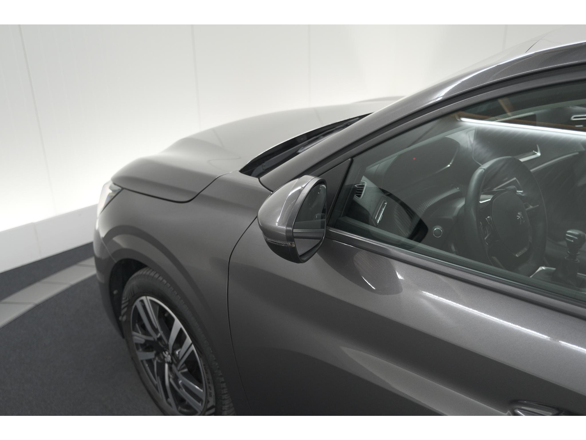 Peugeot 208 PureTech 100 Allure Pack | Parkeersensoren | Apple Carplay | Stoelverwarming