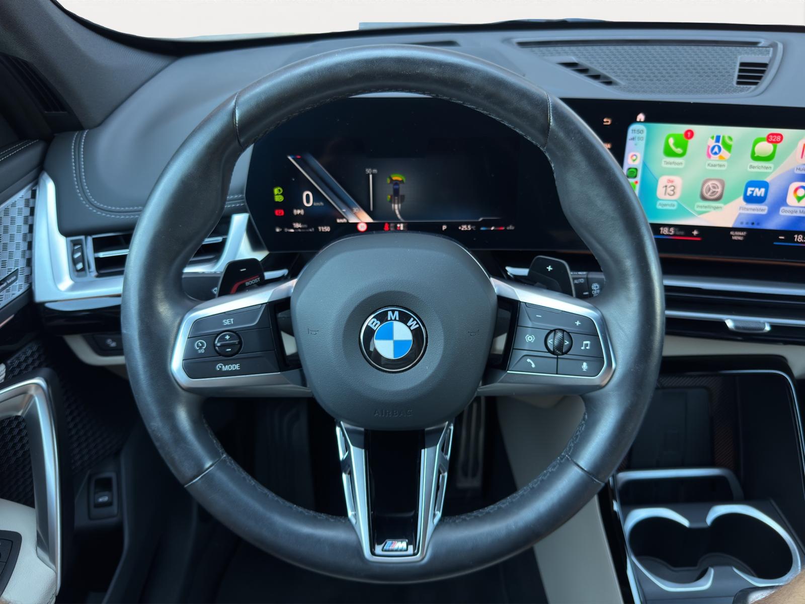 BMW X1 xDrive23i 218PK M-Sport Individual Pano Head-UP Harman-Kardon 360 Camera