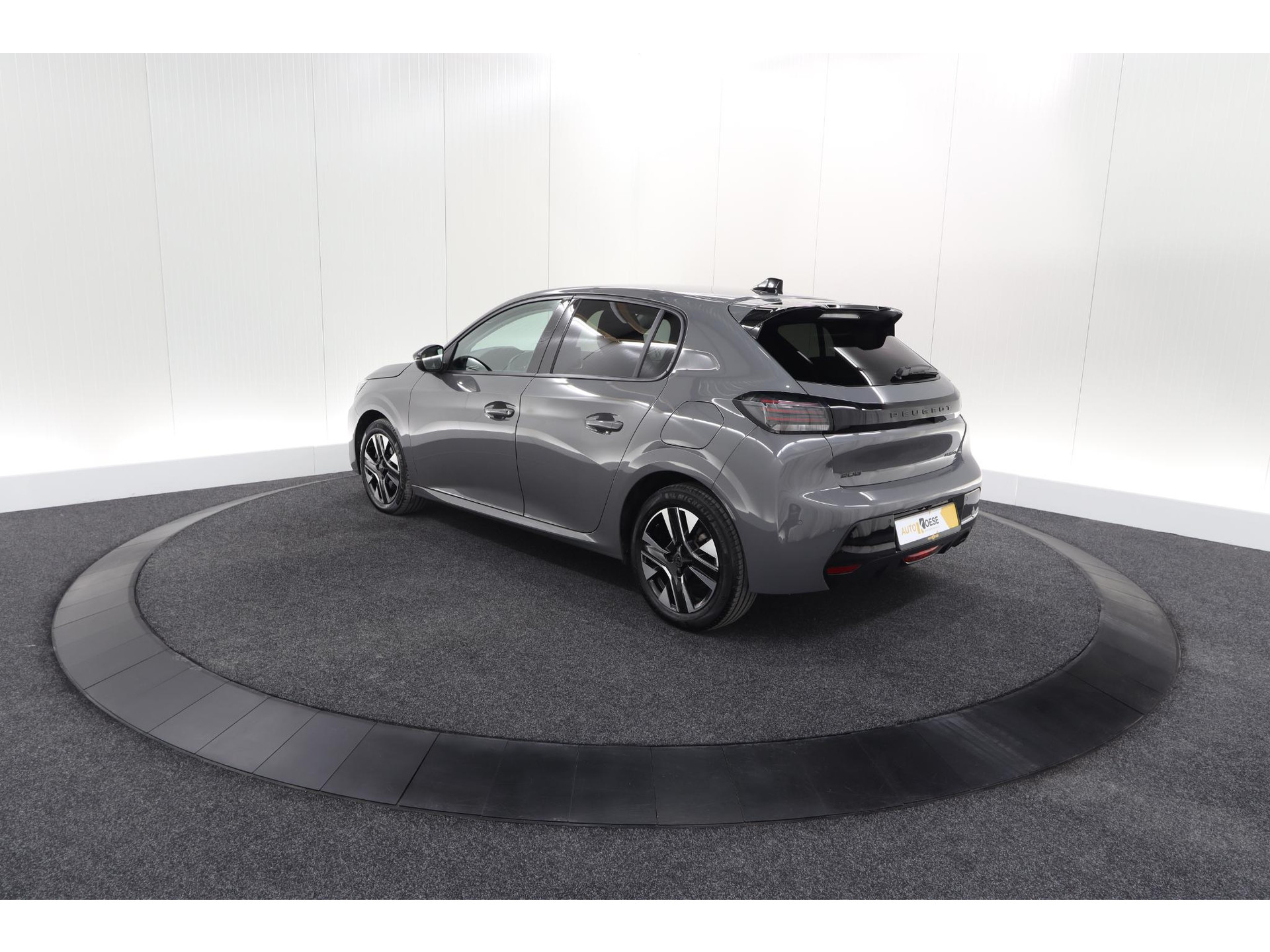 Peugeot 208 Hybrid 100 e-DCS6 Allure | Camera | Apple Carplay | Keyless Entry | Parkeersensoren