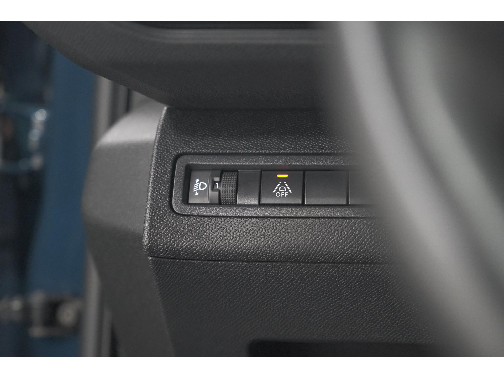 Peugeot 5008 PureTech 130 EAT8 Active Pack | 7 Zitplaatsen | Apple Carplay | Parkeersensoren | Navigatie