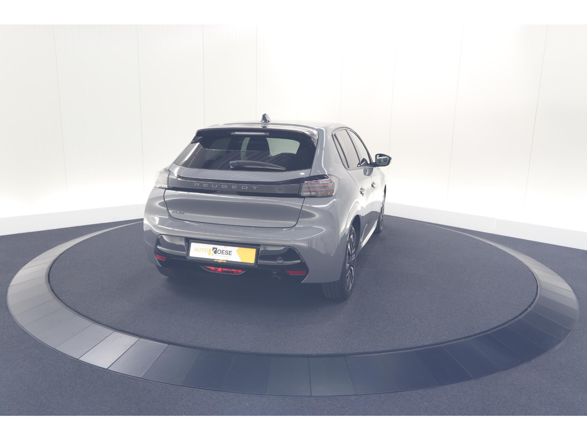 Peugeot 208 PureTech 100 Allure | Gris Selenium | Apple Carplay | Parkeersensoren | Climate Control