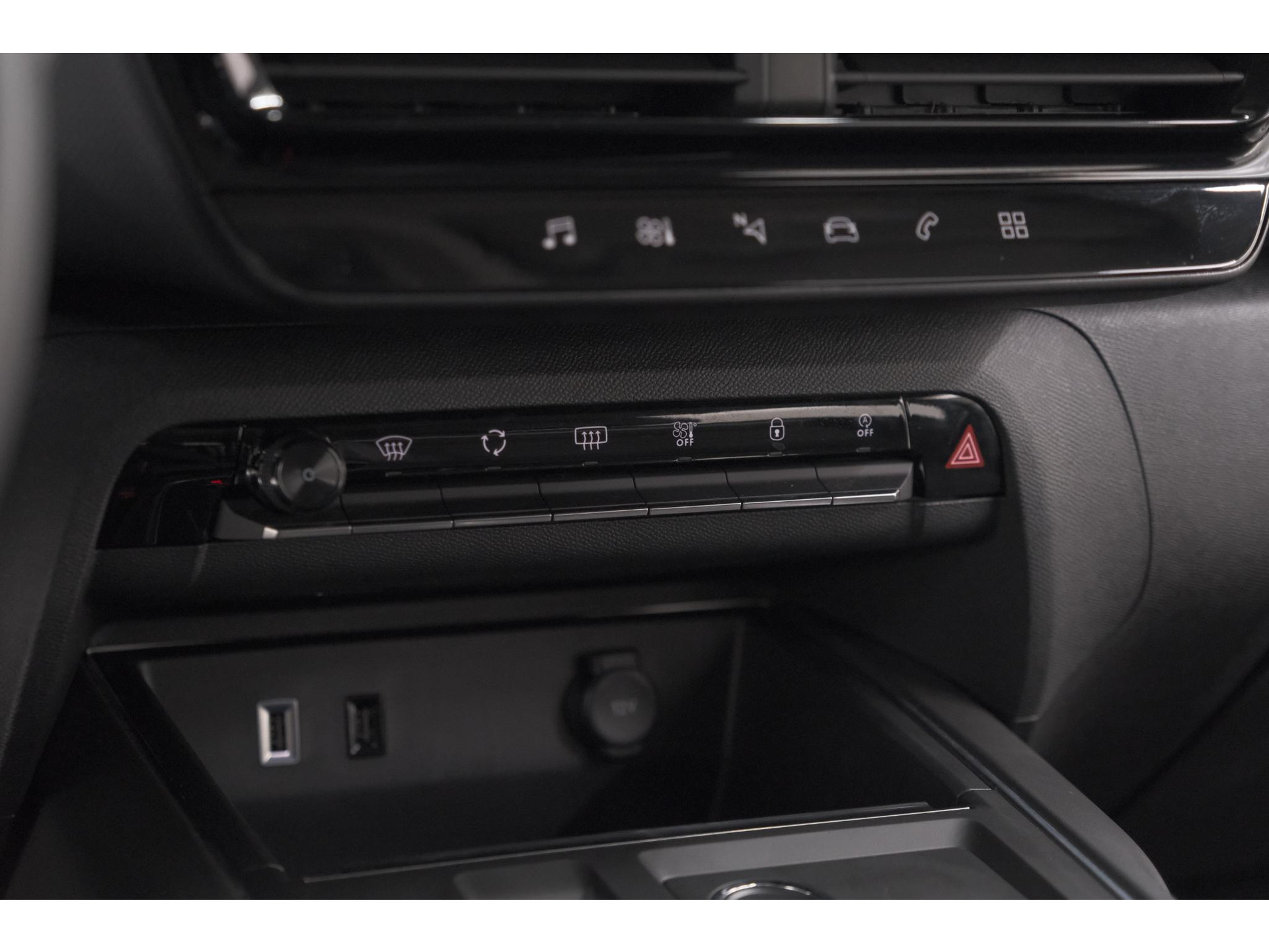 Citroen C5 Aircross 1.2 Hybrid 136 Plus | Camera | Navigatie | Parkeersensoren | Apple Carplay