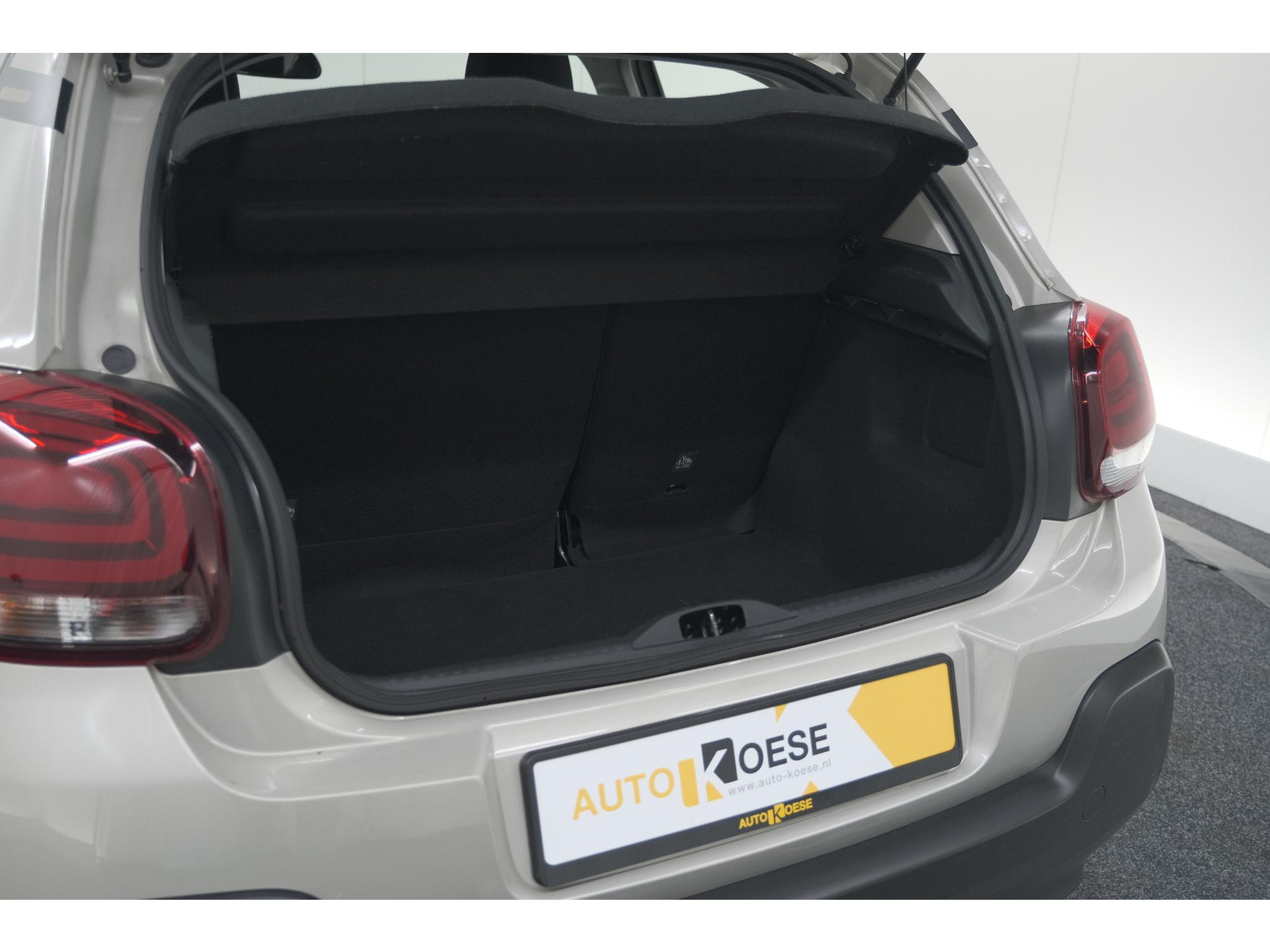 Citroen C3 PureTech 82 C-Series | Climate Control | Apple Carplay | Stoelverwarming | LED Koplampen