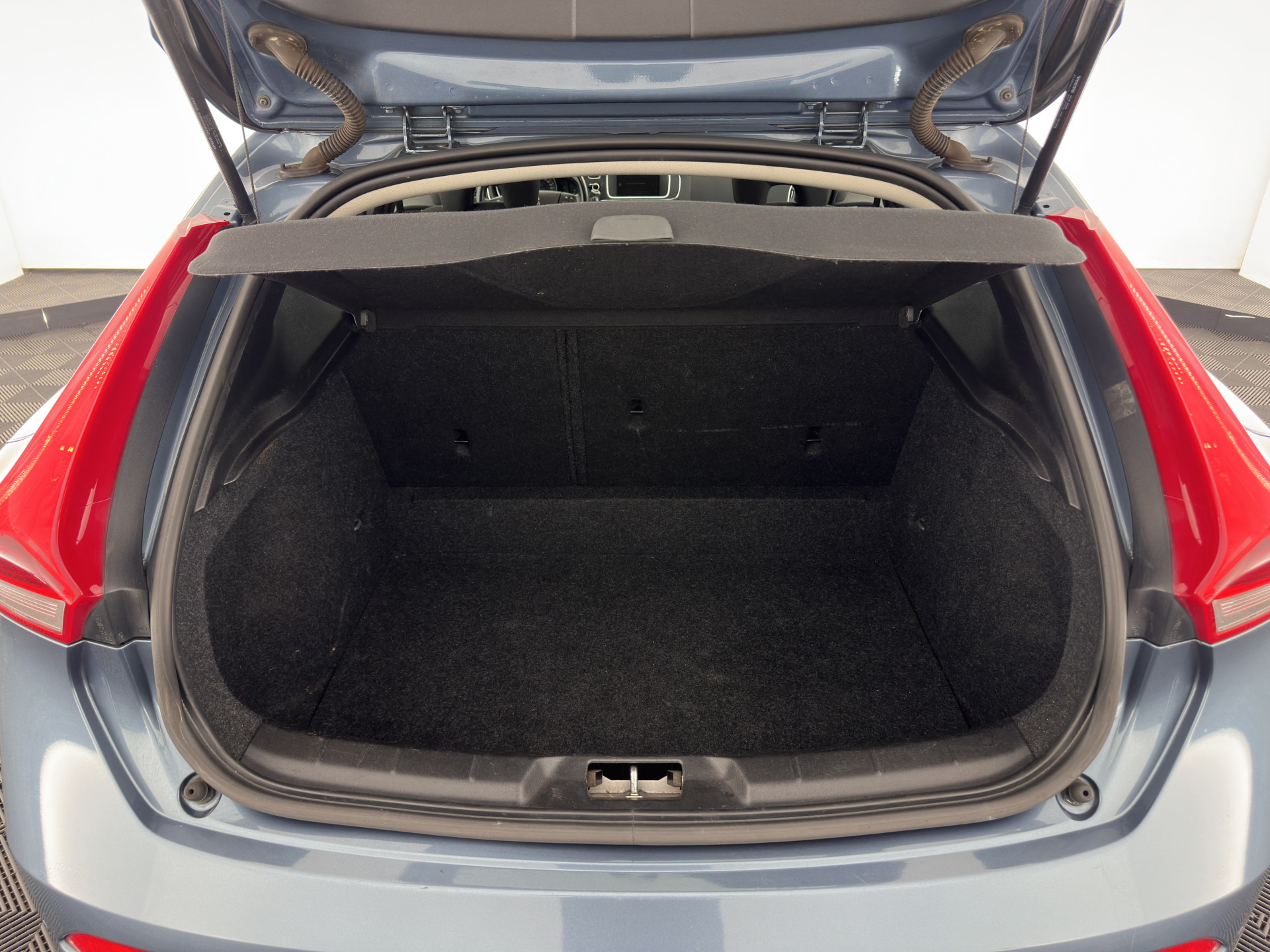 Volvo V40 1.6 D2 Kinetic *NAVI-FULLMAP | COMFORT-SEATS | ECC | PDC | SIPS | CRUISE | 16''ALU*