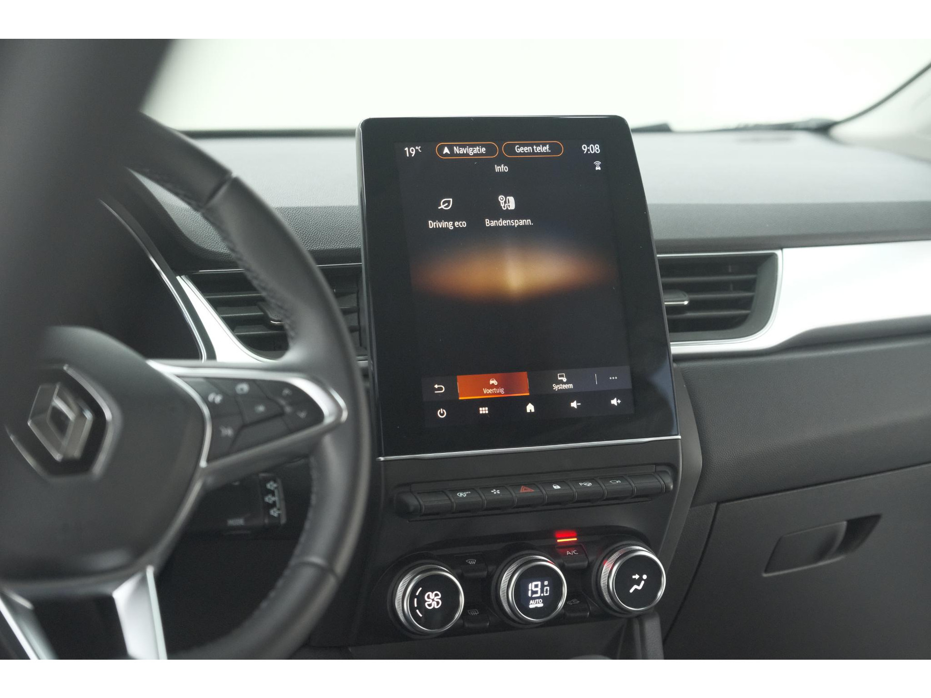 Renault Captur Mild Hybrid 140 EDC Techno | Trekhaak | 360 Camera | 9.3 Inch Grootscherm | Apple Carplay | Parkeersensoren