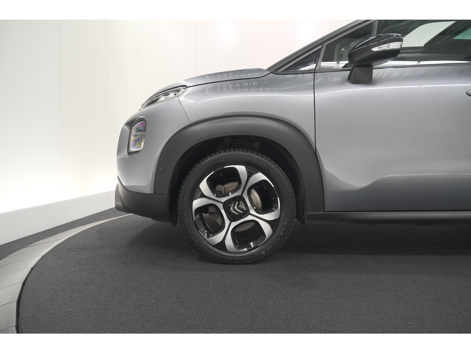 Citroen C3 Aircross PureTech 110 S&S Business | Schuif-/Kanteldak | Camera | HIFI Audiosysteem | Dodehoekdetectie
