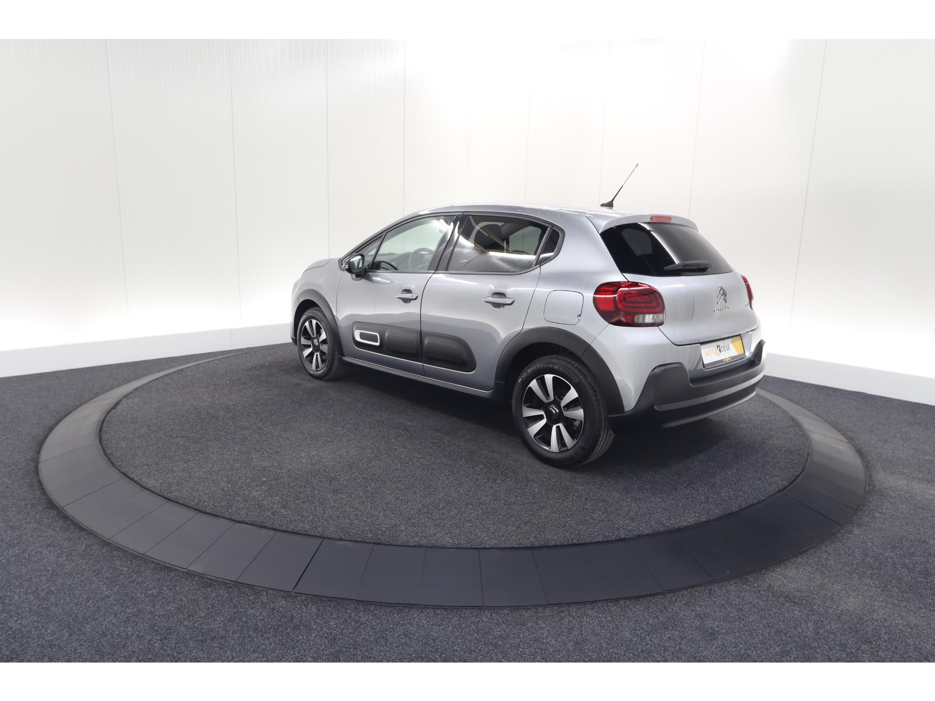 Citroen C3 PureTech 110 EAT6 Max | Camera | Parkeersensoren | Apple Carplay