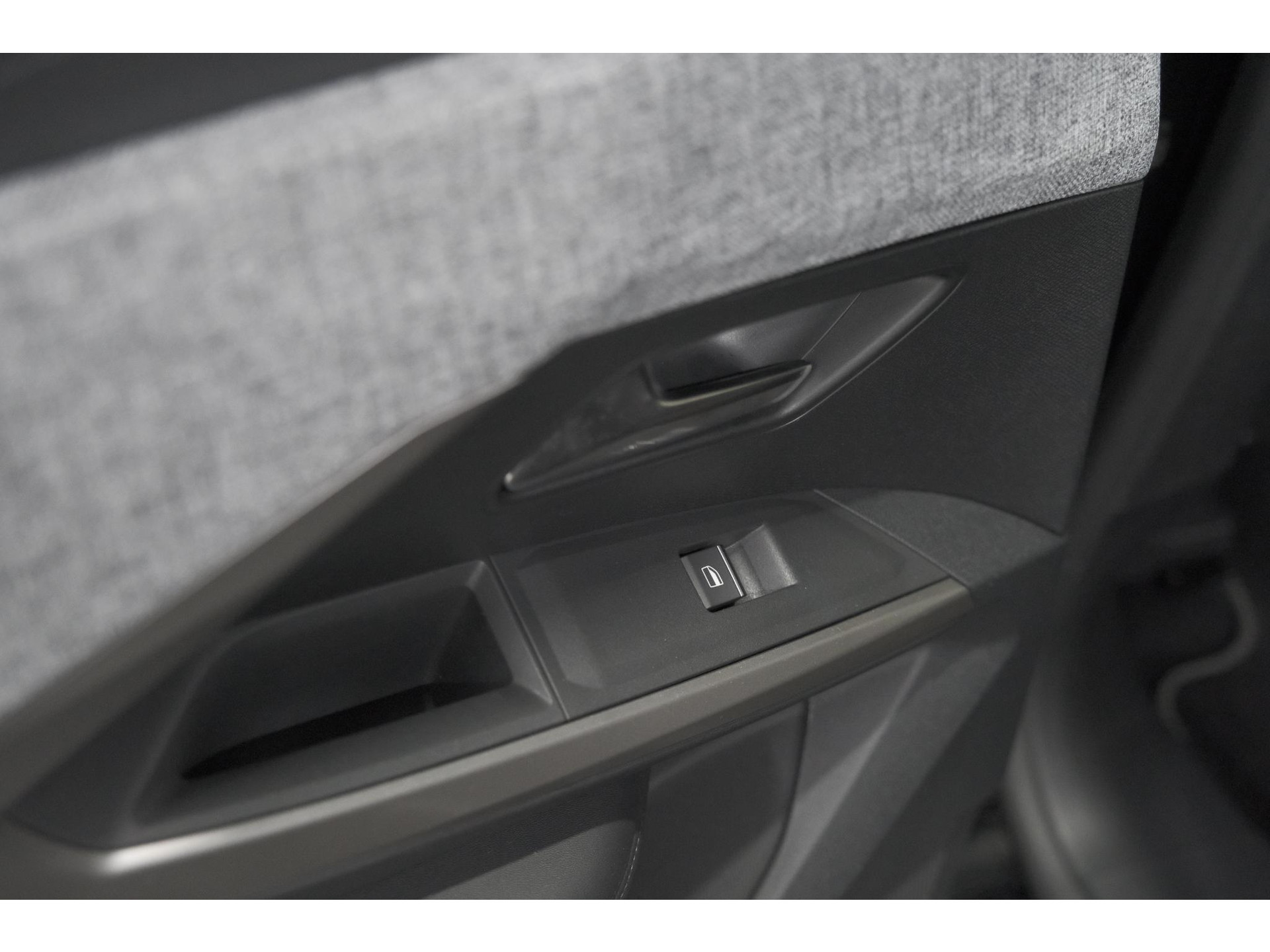 Peugeot 3008 1.2 Hybrid 145 GT | Elektrische Kofferklep | Camera | Adaptieve Cruise Control | Apple CarPlay
