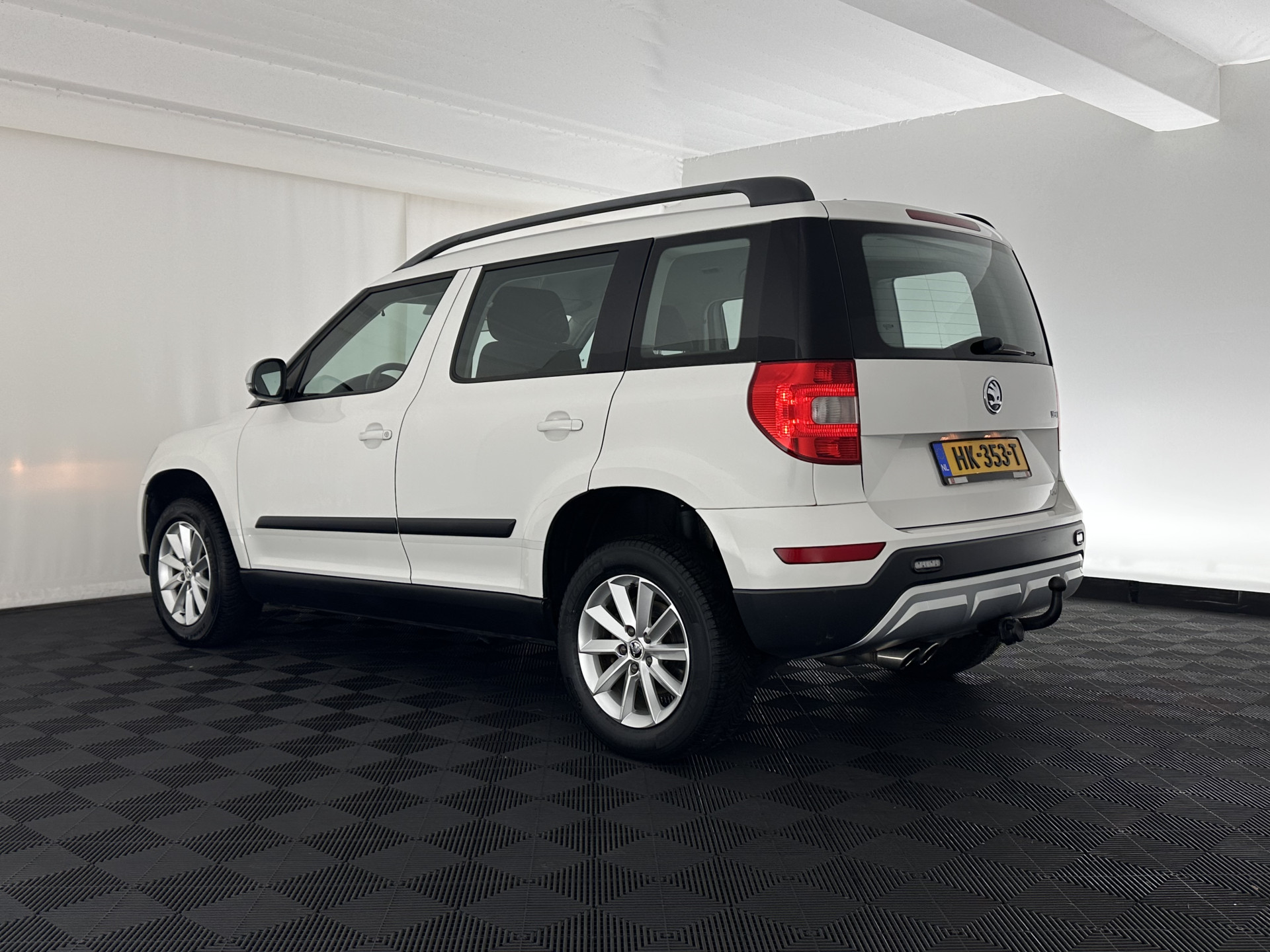 ŠKODA Yeti Outdoor 2.0 TDI Greentech Ambition 4x4 *AIRCO | COMFORT-SEATS | 16''ALU | TOWBAR*