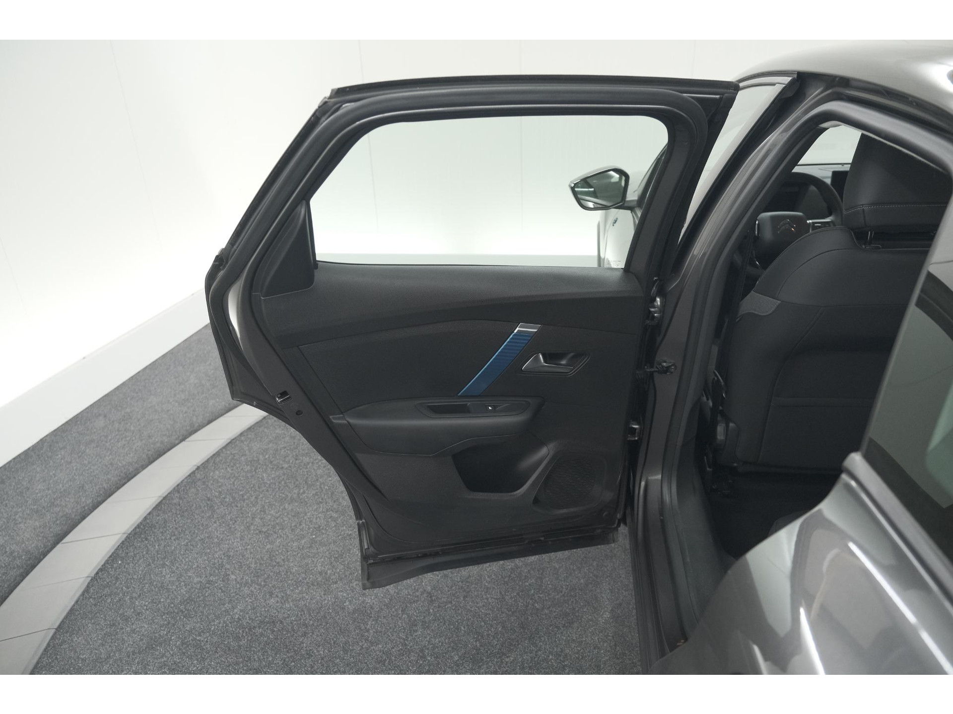 Citroen Ë-C4 Feel Pack 50 kWh | Camera | Navigatie | Parkeersensoren | Stoelverwarming