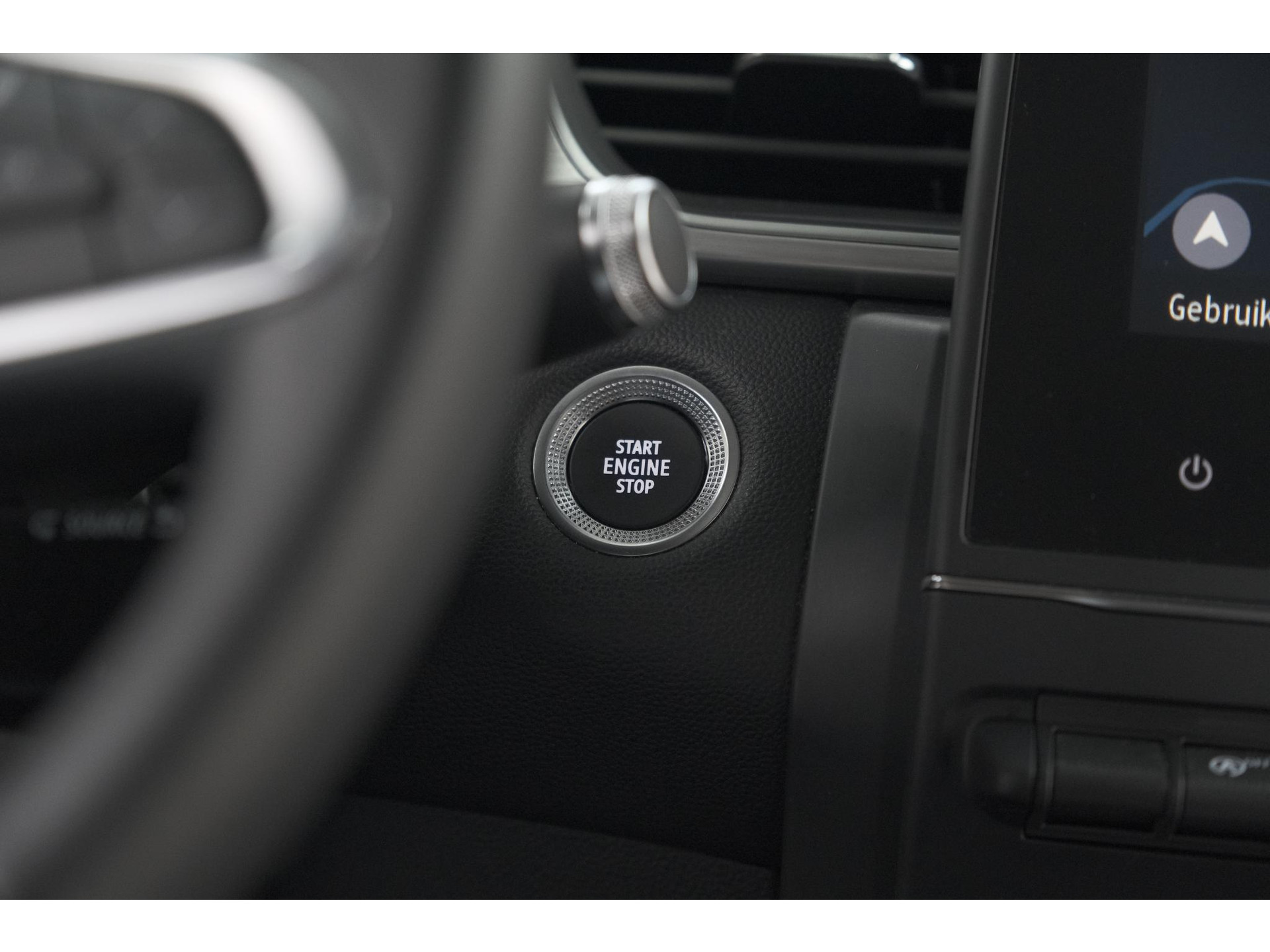 Renault Captur TCe 90 Intens | Trekhaak | Camera | Navigatie | Parkeersensoren | Apple Carplay