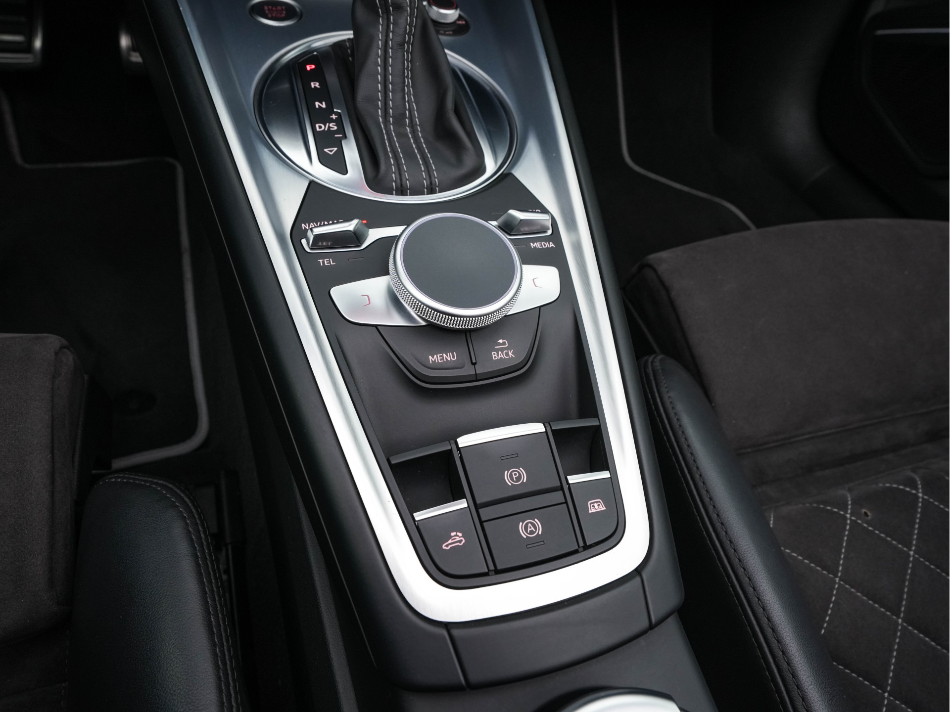 Audi TT Roadster 2.0 TFSI S-Line Pro Line Quattro Aut. *LEATHER-ALCANTARA | FULL-LED | BANG&OLUFSEN-AUDIO | DIGI-COCKPIT | AIR-SCARF | HEATED-SPORTSEATS | NAVI-FULLMAP | DAB+ | KEYLESS | ECC | PDC | 18''ALU*