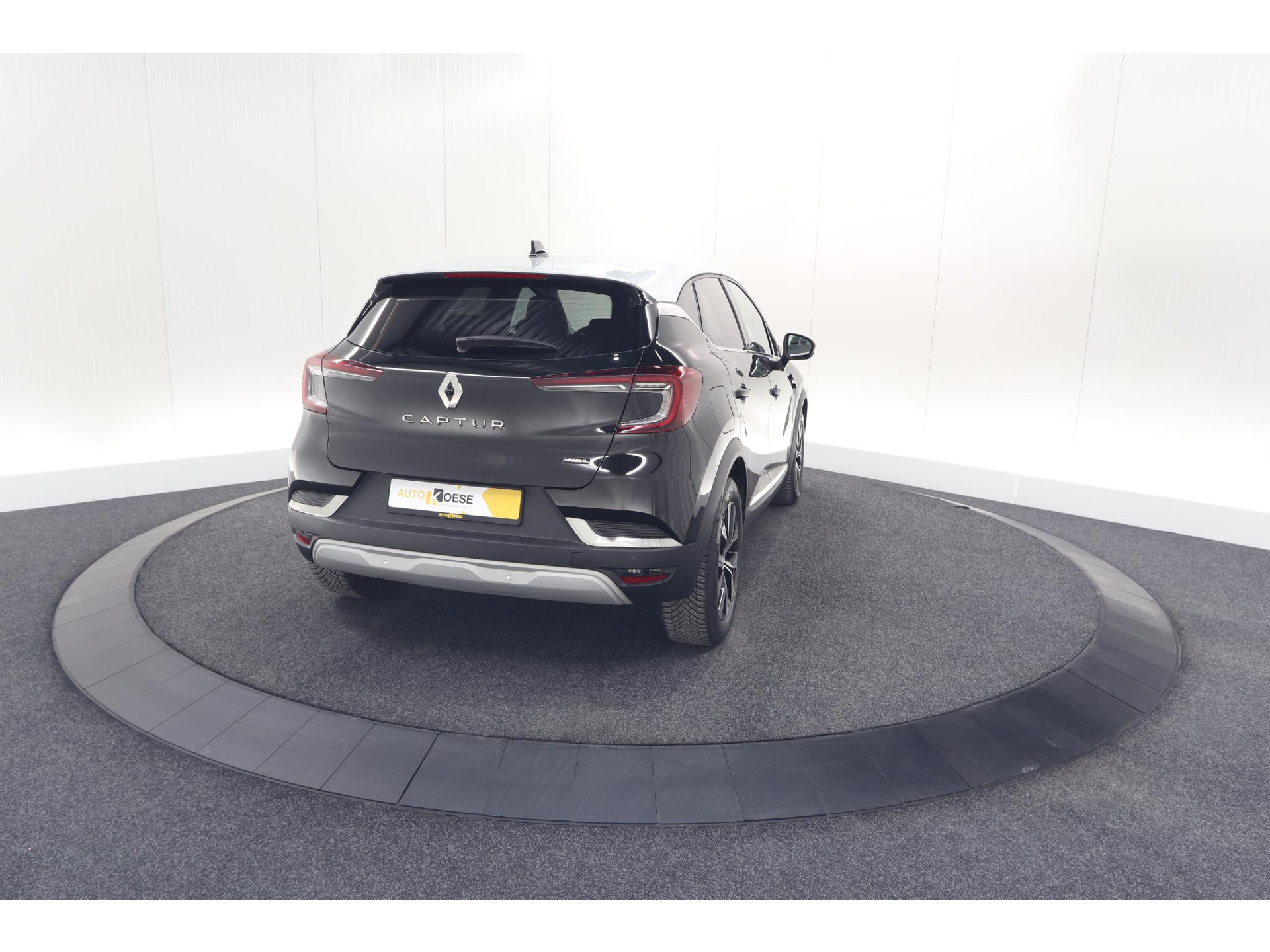 Renault Captur 1.6 E-Tech full hybrid 145 techno | Pack Full Screen | Camera | Navigatie | Allseason Banden