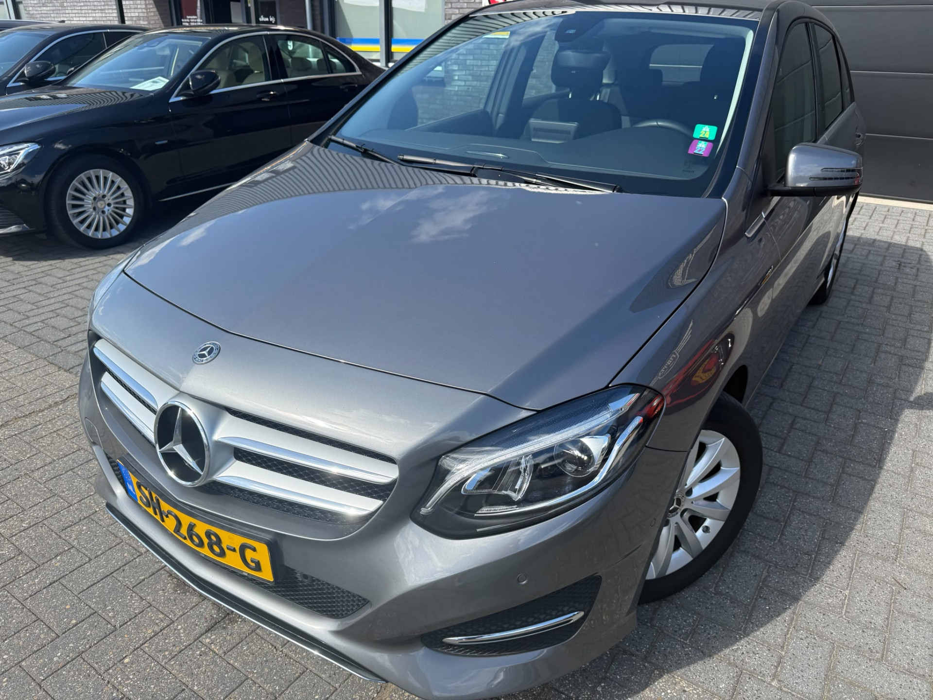 Mercedes-Benz B-klasse 180 Ambition | 1E EIGENAAR | 3/6/12MND GARANTIE | NAVI | LED | AICRO | CRUISE | TREKHAAK |