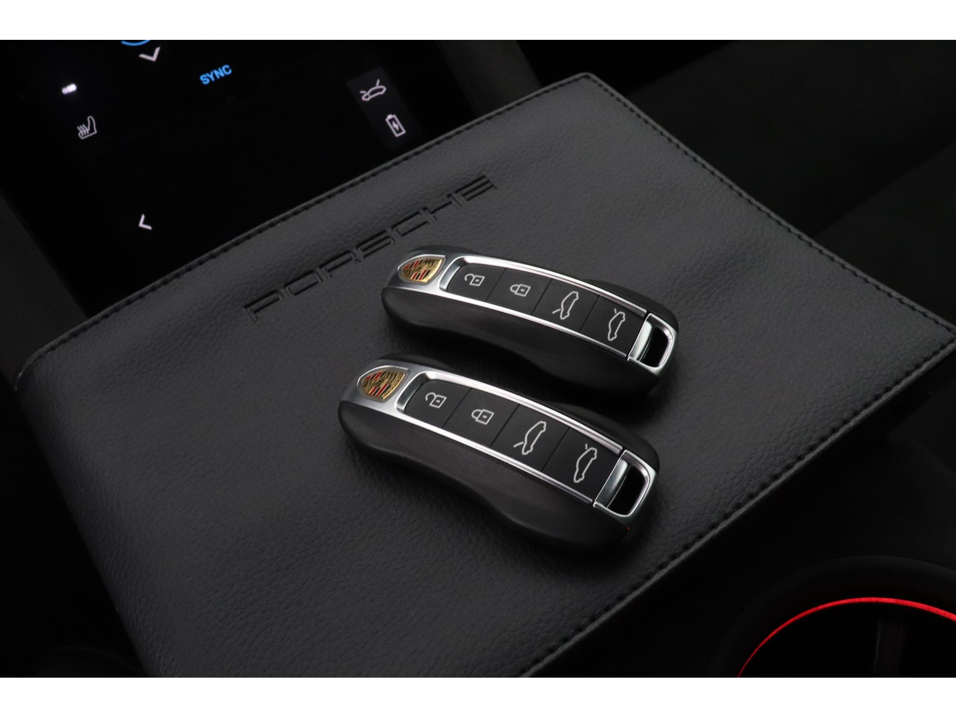 Porsche Taycan Sport Turismo GTS | 93 kWh Accu Plus | Surround View | InnoDrive | Sport Chrono Pakket | Panoramadak