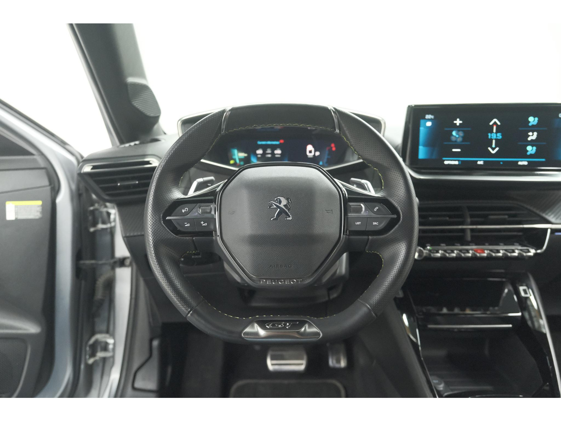 Peugeot 208 PureTech 131 EAT8 GT | Camera | Dodehoekdetectie | Navigatie | Carplay