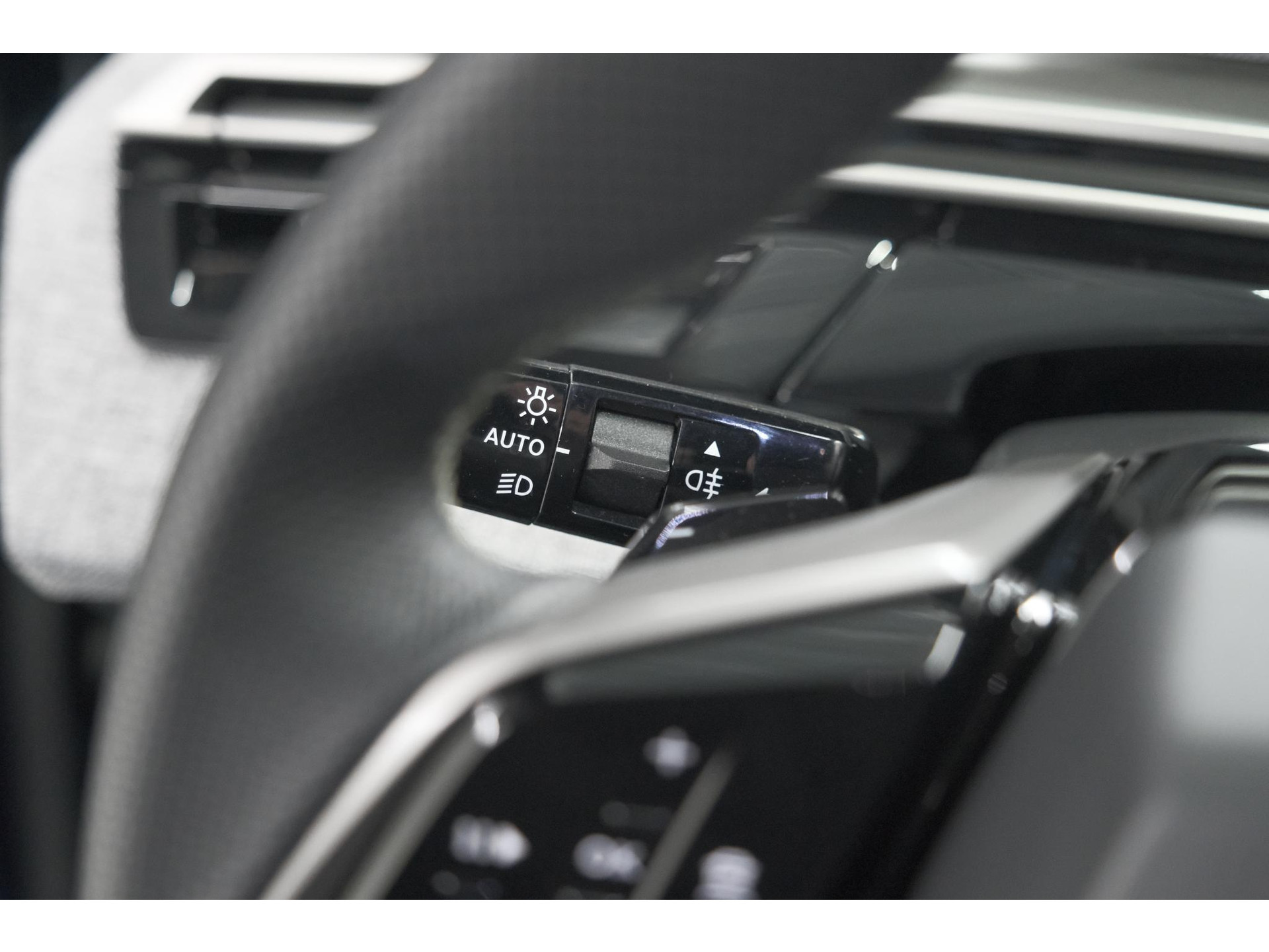 Peugeot 3008 1.2 Hybrid 136 GT | Panoramdak | 360 Camera | Stoelverwarming | Elektrische Kofferklep | Allseason Banden