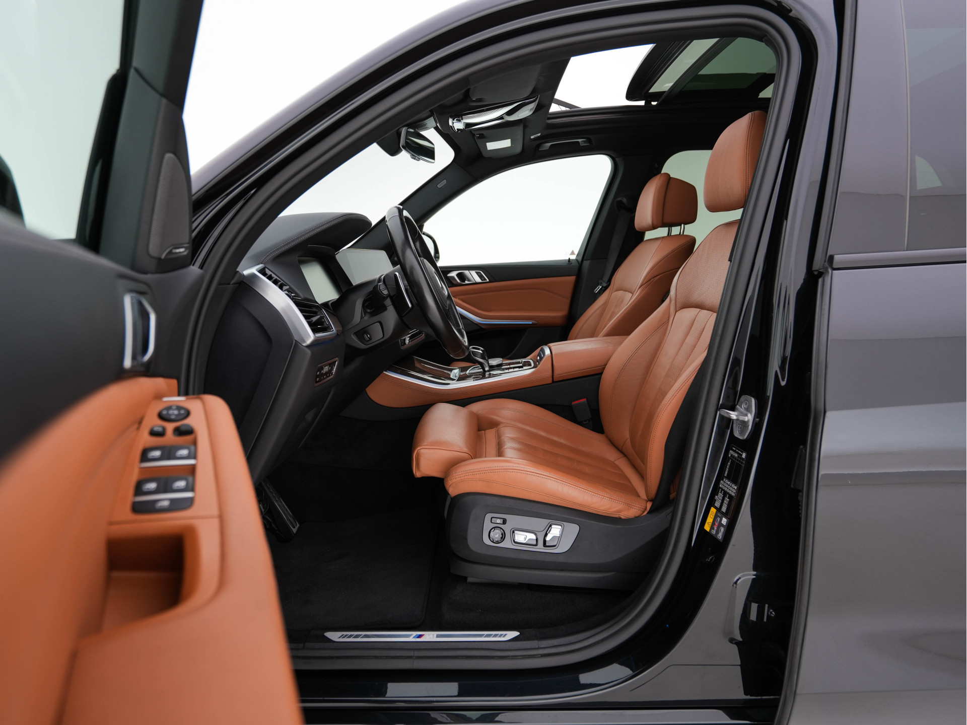 BMW X5 xDrive45e High Executive M-Sportpack (INCL-BTW) Aut. *PANO | LUXURY-LEATHER | FULL-LED | ADAPTIVE-CRUISE | HARMAN/KARDON-AUDIO | BLINDSPOT | MEMORY-PACK |  NAVI-FULLMAP | AMBIENT-LIGHT | HEATED-COMFORTSEATS | TOPVIEW | DAB | ...