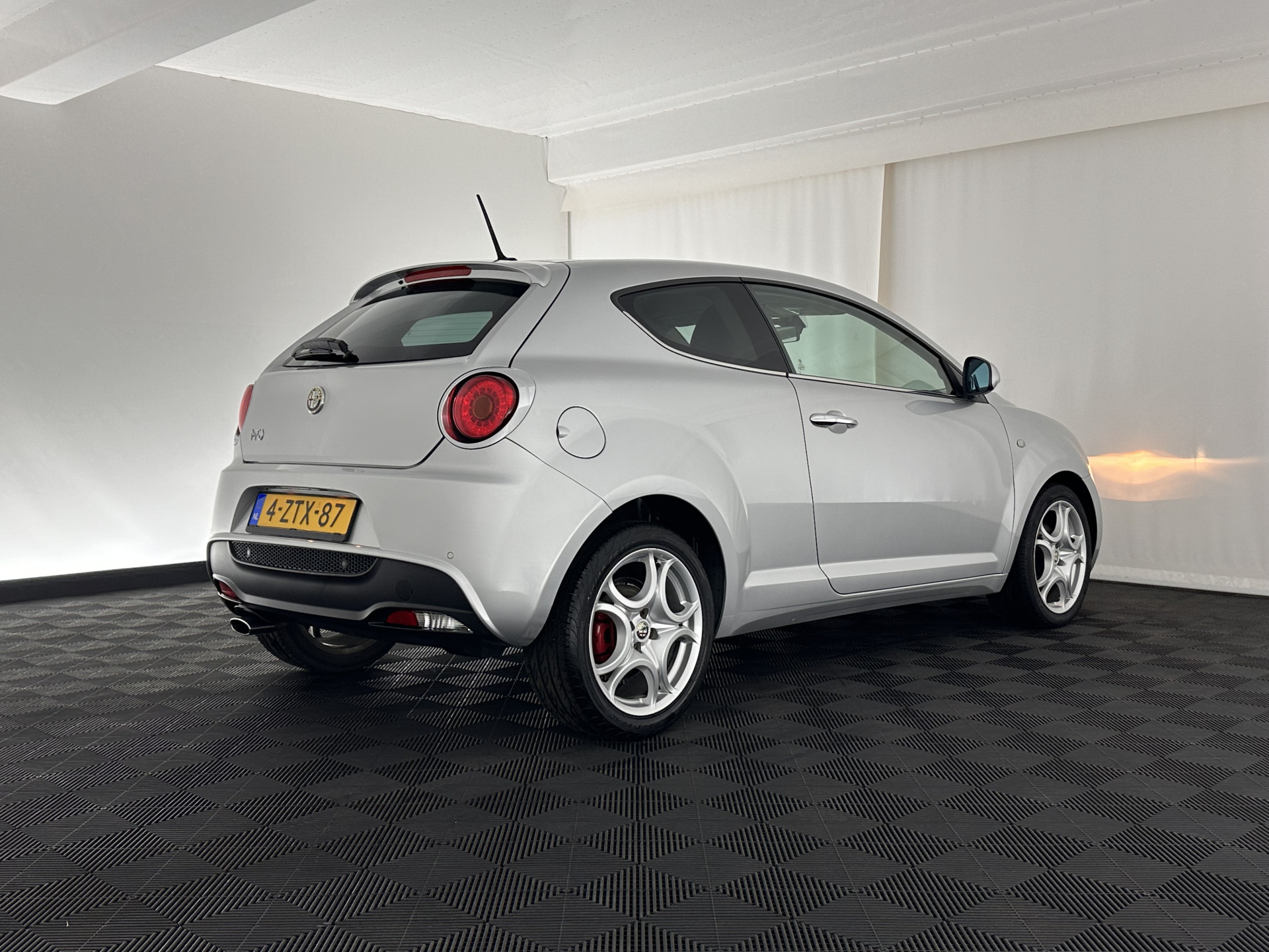 Alfa Romeo MiTo 1.3 JTDm ECO Exclusive *LUXURY-LEATHER | NAVI-FULLMAP | SPORT-SEATS | ECC | PDC | CRUISE | 17''ALU*
