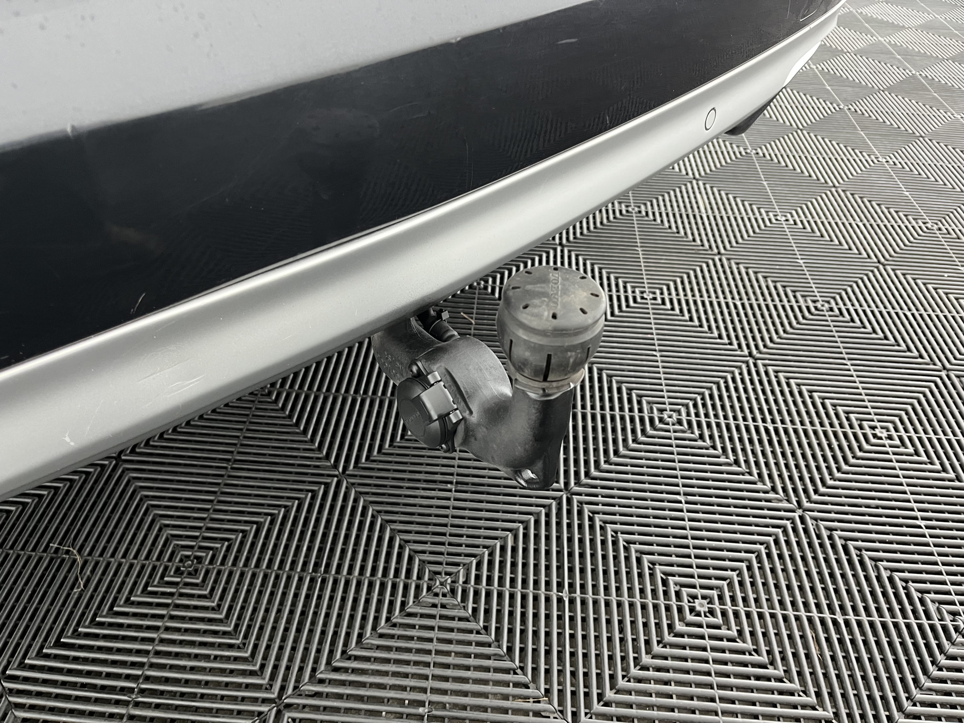 Volvo XC90 2.0 T8 Twin Engine AWD Inscription [ 7-Pers. ] (INCL-BTW) Aut. *PANO | HEAD-UP | LUXURY-LEATHER | FULL-LED | DIGI-COCKPIT | NAVI-FULLMAP | CARPLAY | ECC | HEATED-COMFORTSEATS | LANE-ASSIST | PDC | TOWBAR | 19"ALU*