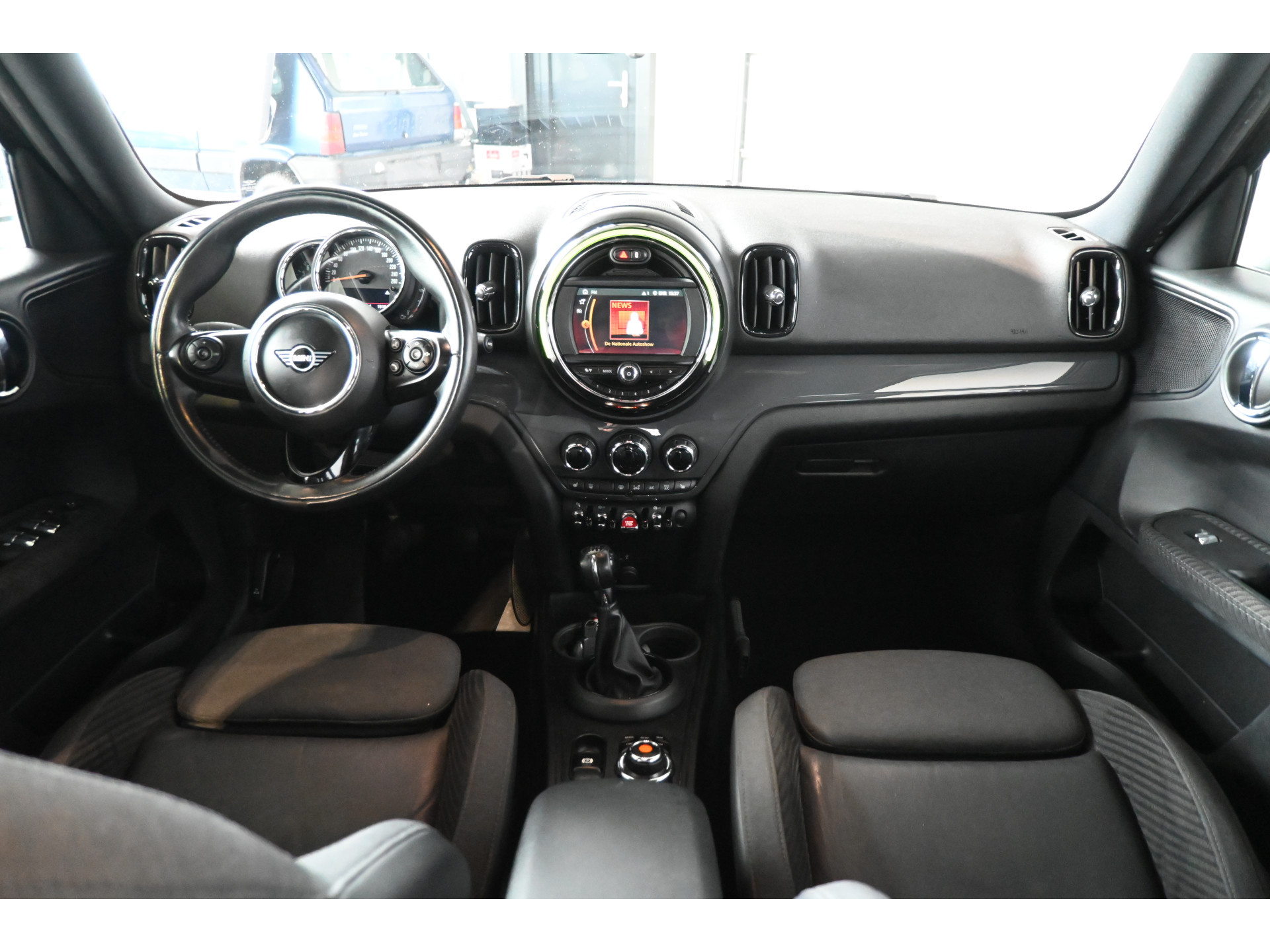 MINI Countryman 1.5 Cooper Dutch Made Edition Clima Cruise control Navigatie LED Licht metaal Inruil mogelijk