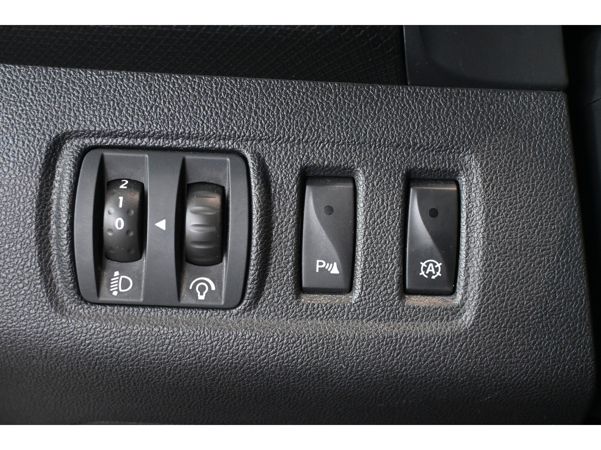 Renault Clio Estate 1.5 dCi ECO Dynamique Airco Navigatie Cruise control Lichtmetaal PDC Inruil Mogelijk!