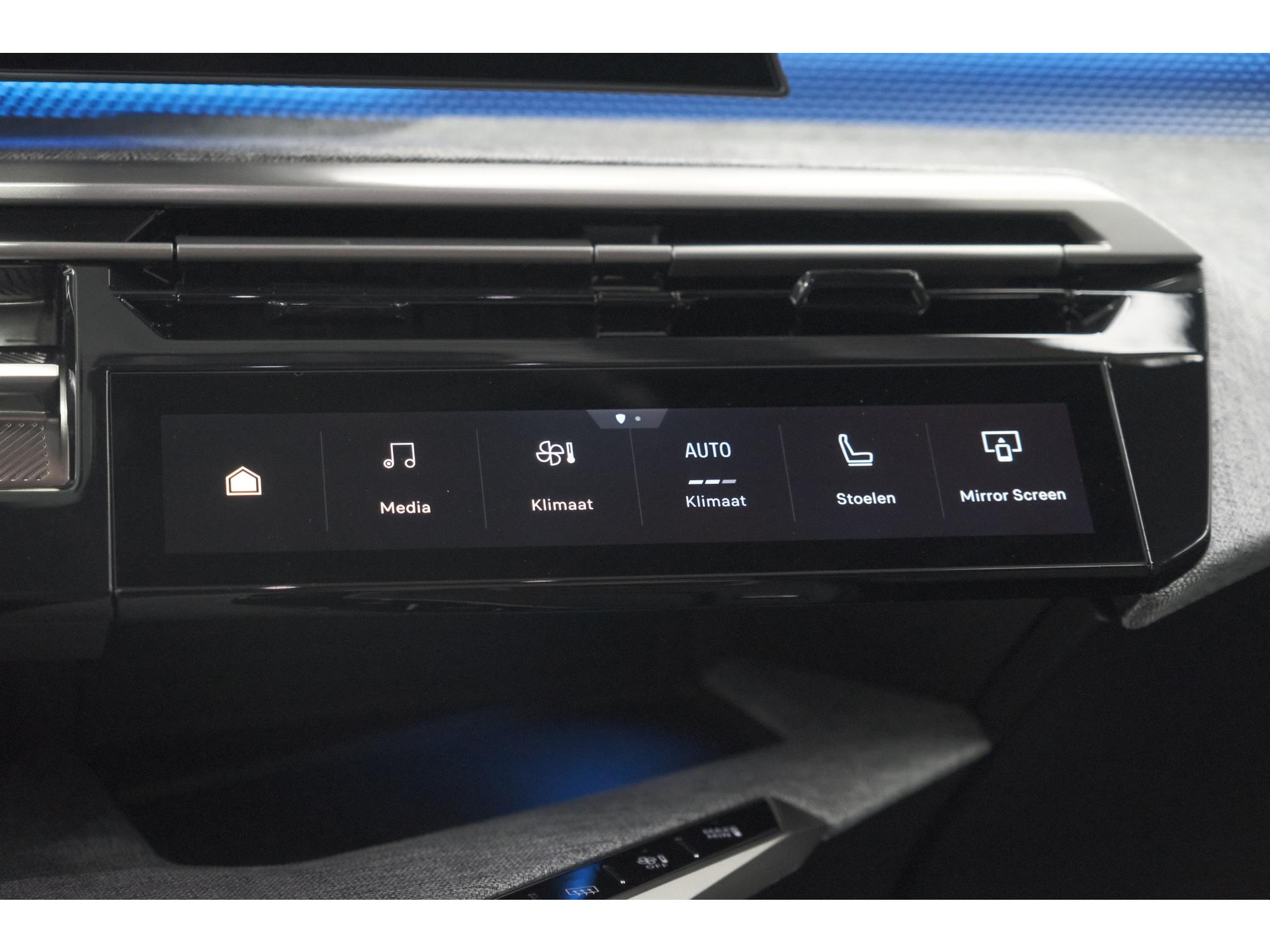 Peugeot 3008 1.2 Hybrid 136 GT | Elektrische Kofferklep | Camera | Adaptieve Cruise Control | Apple CarPlay