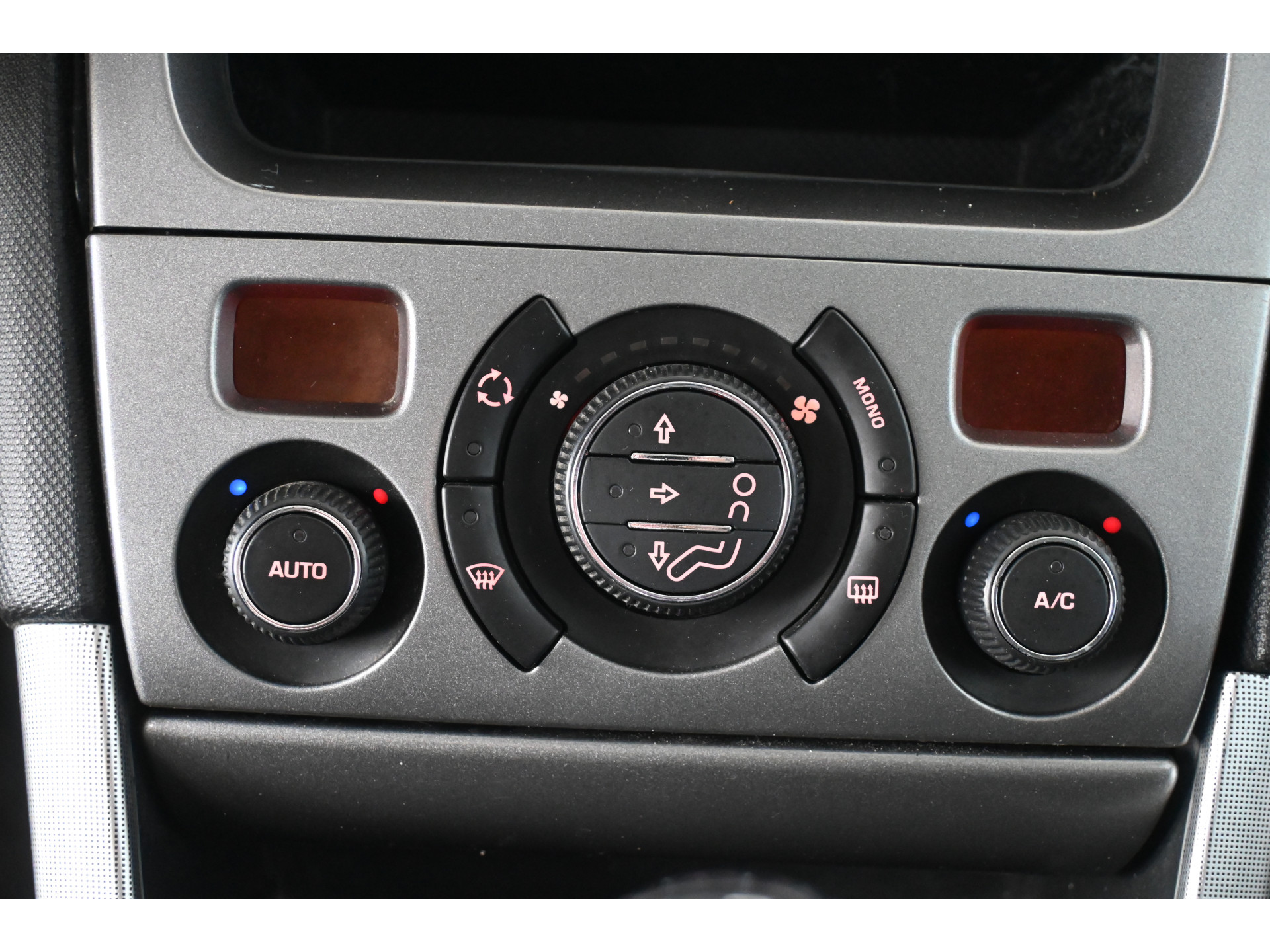 Peugeot 308 1.6 THP XT Airco Panoramadak Cruise Control LEES TEKST! Inruil Mogelijk!