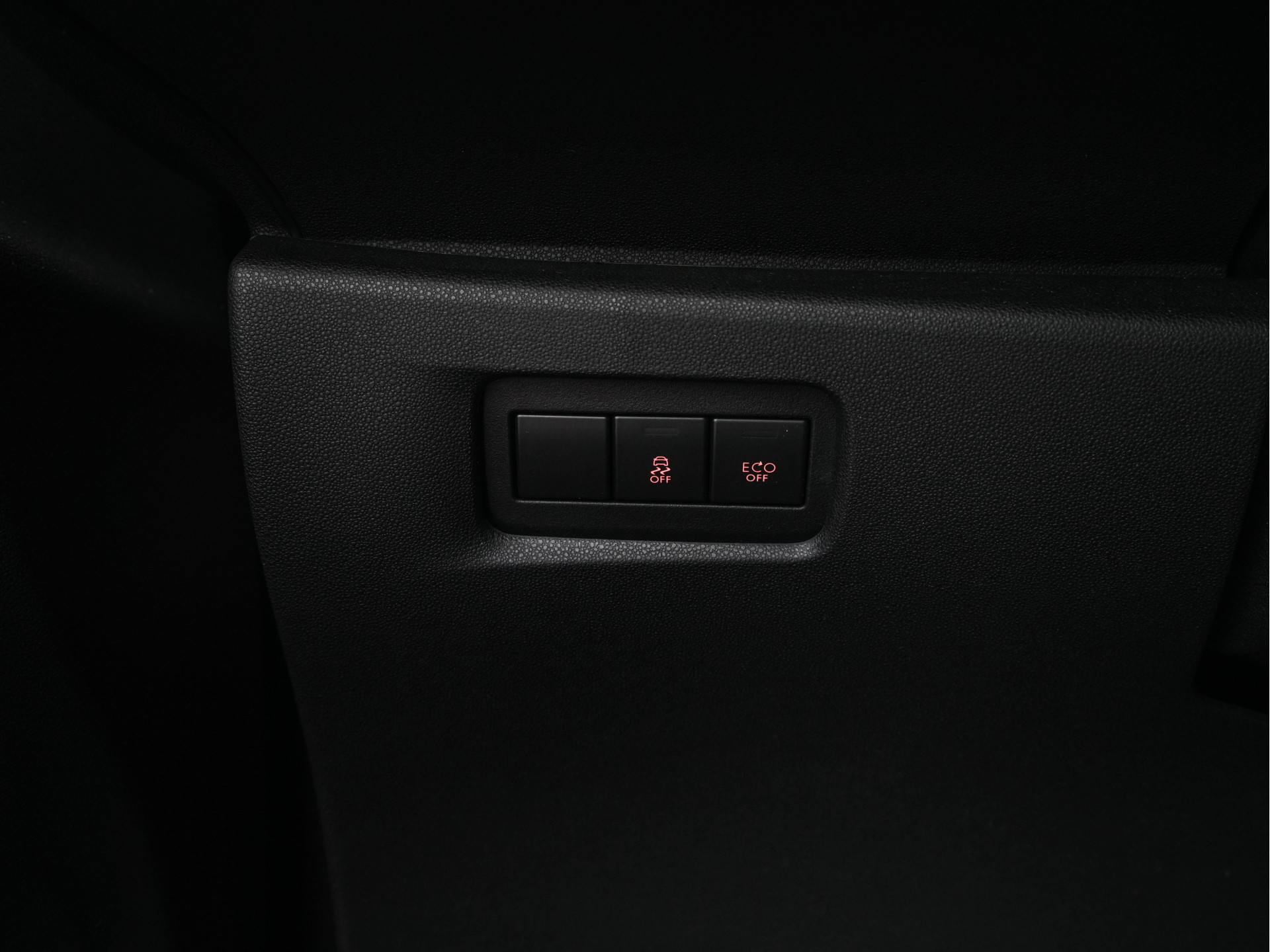 DS 3 1.6 BlueHDi Business *ALCANTARA-MICROFIBRE | SPORT-SEATS | ECC | PDC | CRUISE | PRIVACY-GLASS | 16''ALU*