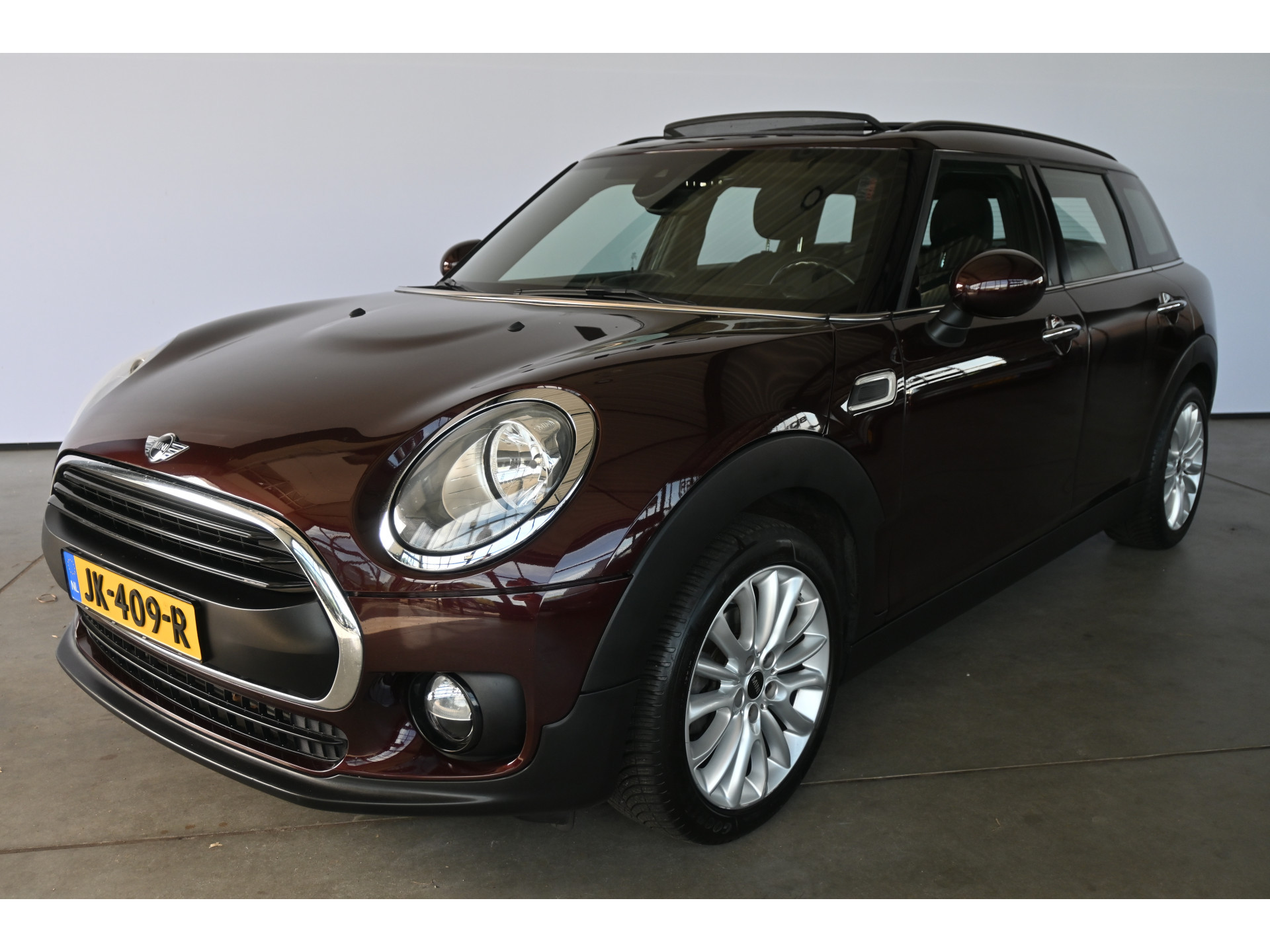 MINI Clubman 1.5 Salt Business Automaat Navigatie Panoramadak Goed Onderhouden! Inruil Mogelijk!