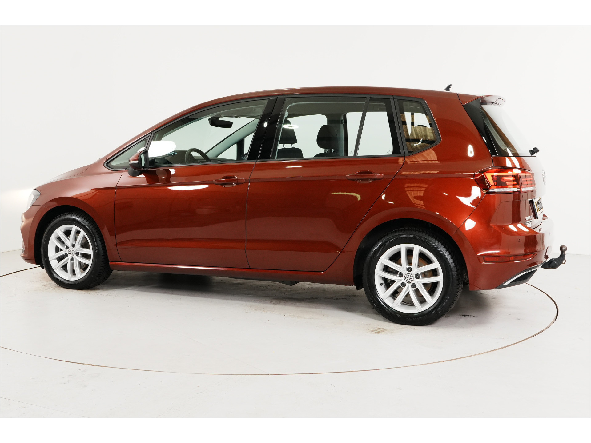 Volkswagen Golf Sportsvan 1.5 TSI ACT Highline | Trekhaak | Camera | Adaptive Cruise |