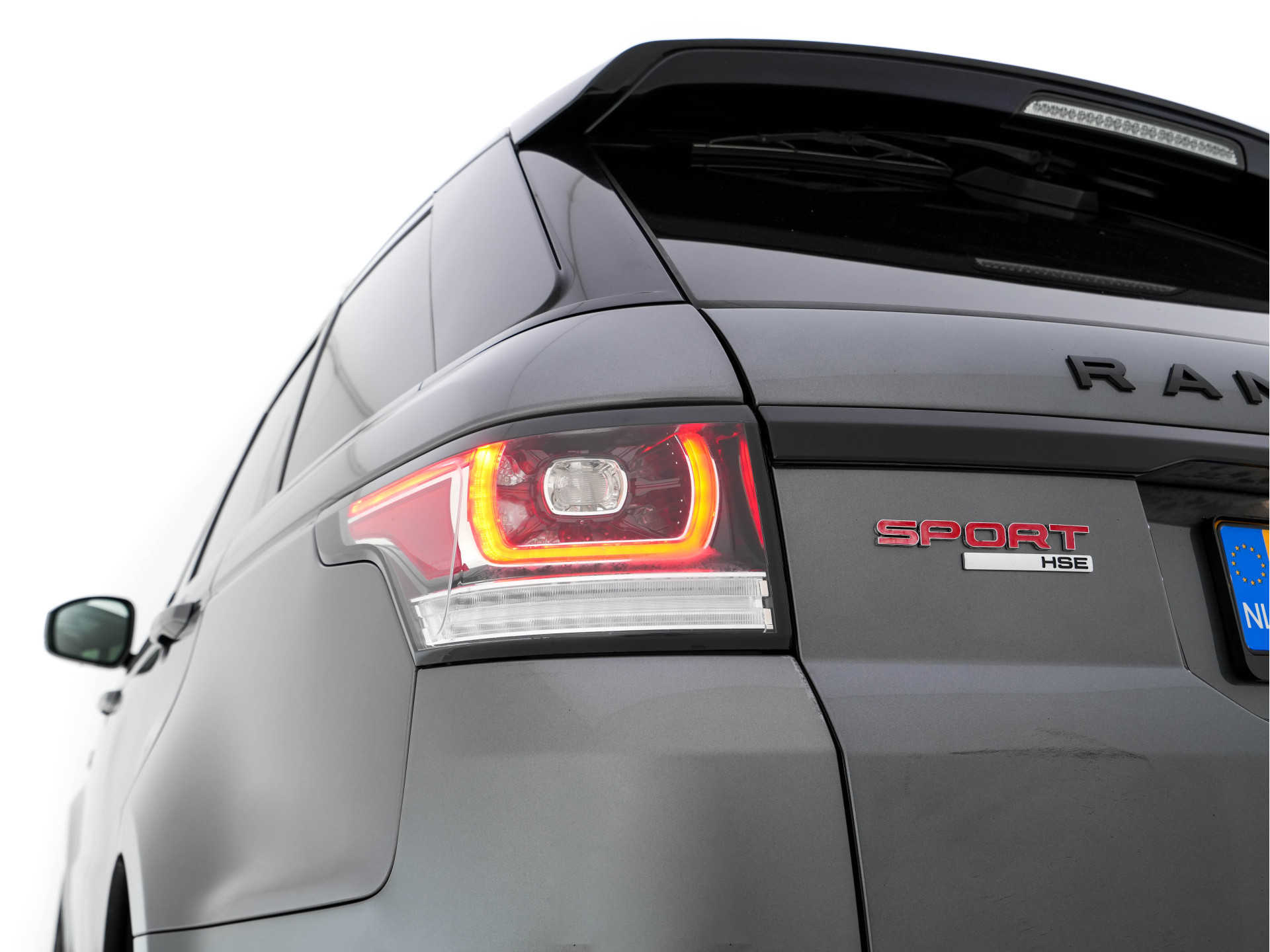 Land Rover Range Rover Sport 3.0 TDV6 HSE Dynamic Aut. *PANO | OXFORD-FULL-LEATHER | BI-XENON | NAVI-FULLMAP | MERIDIAN-AUDIO | CAMERA | AIR-SUSPENSION | MEMORY-PACK | KEYLESS | HEATED/COOLED-COMFORT-SEATS | TOWBAR | 21''ALU*