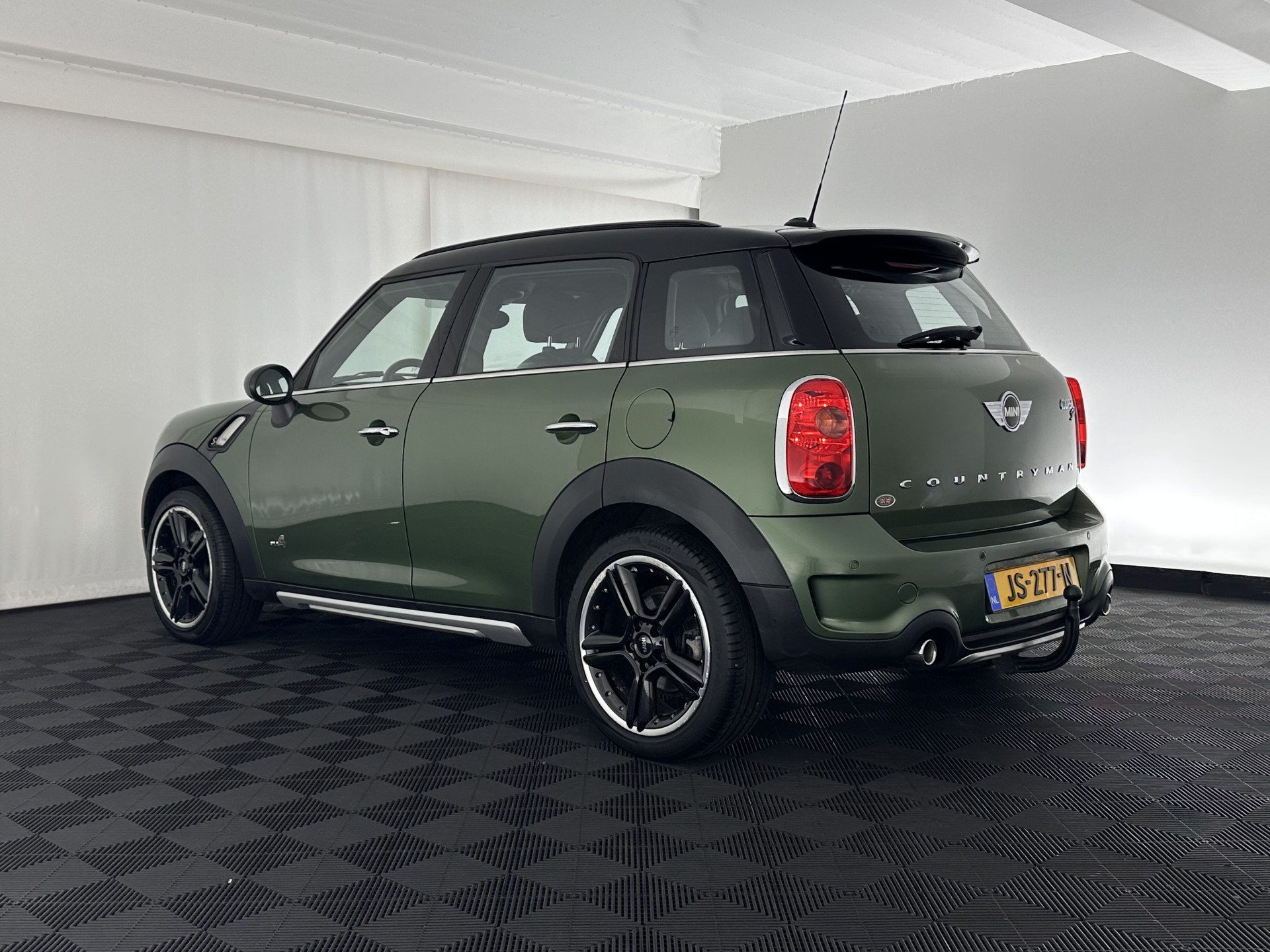 MINI Mini Countryman 2.0 John Cooper Works-Pack SD ALL4  Pepper Aut. *XENON | HARMAN/KARDON | SPORTSEATS | NAVI-FULLMAP | SHIFTPADDLES | ECC | PDC | CRUISE | TOWBAR | 18''ALU*