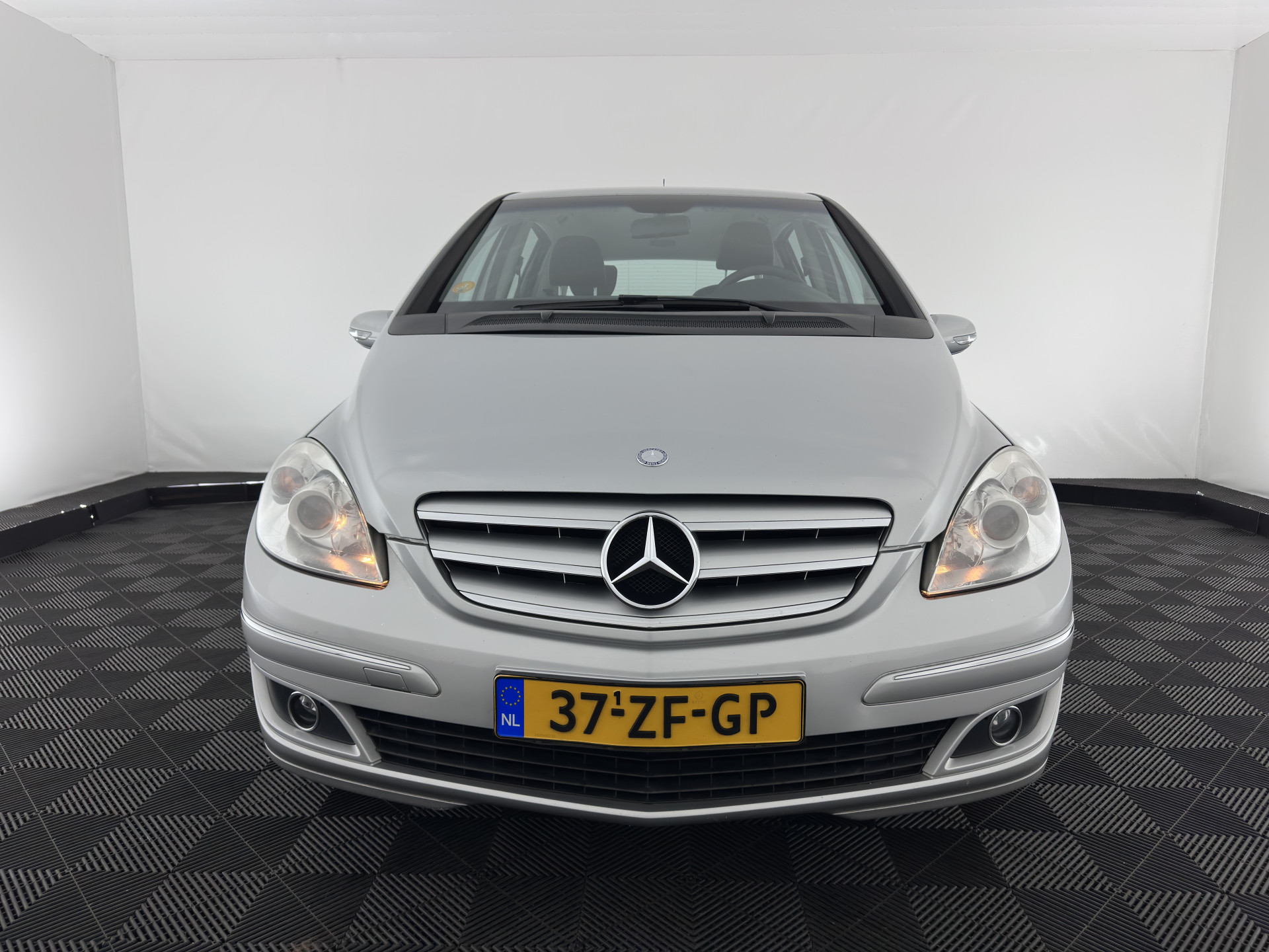 Mercedes-Benz B-klasse 180 CDI Aut. *LEATHER-FABRIC | AIRCO | CRUISE | COMFORT-SEATS | TOWBAR | 17''ALU*